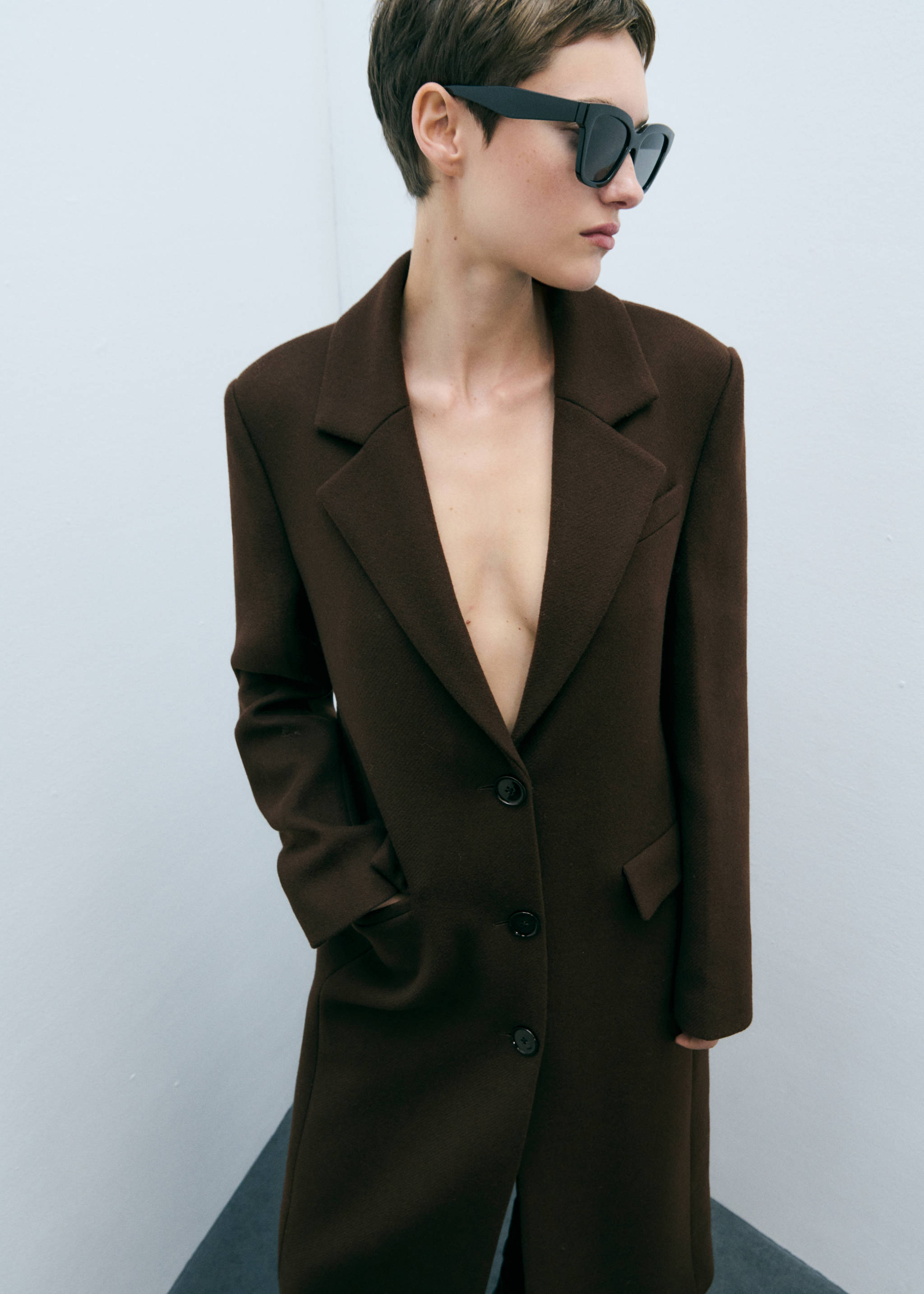 Long structured wool coat - Details of the article 7