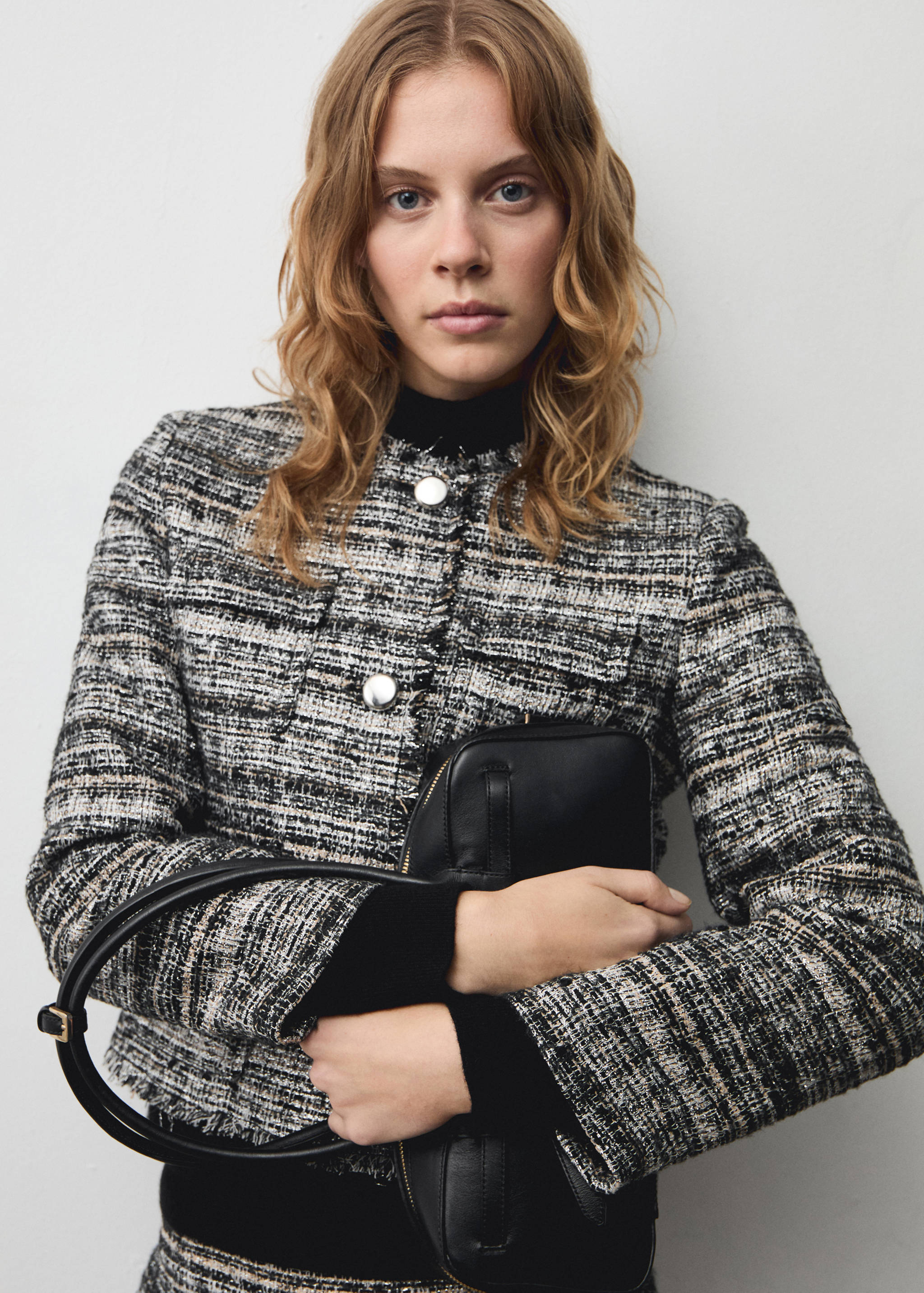 Tweed jacket with metal buttons - Details of the article 1