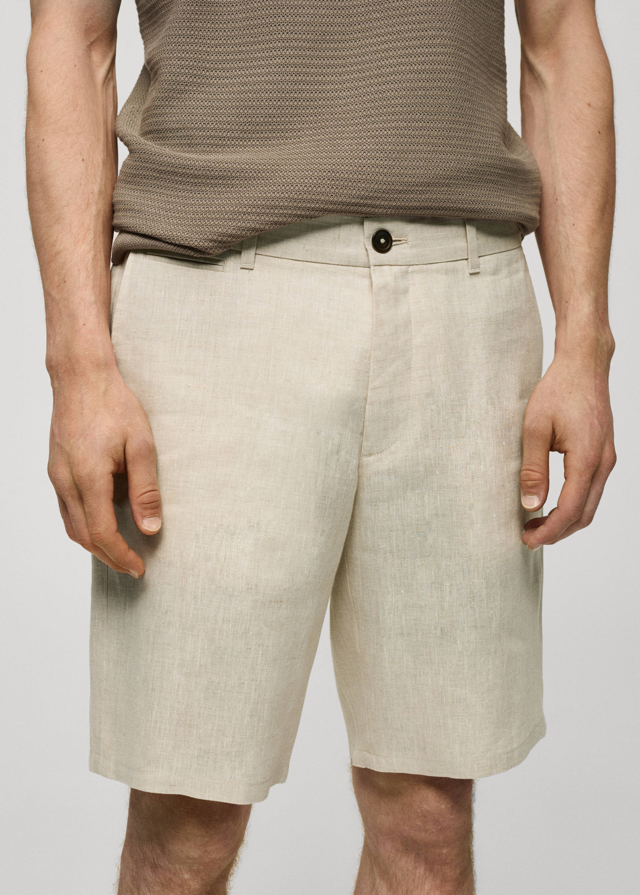 Slim-fit 100% linen bermuda shorts - Details of the article 1