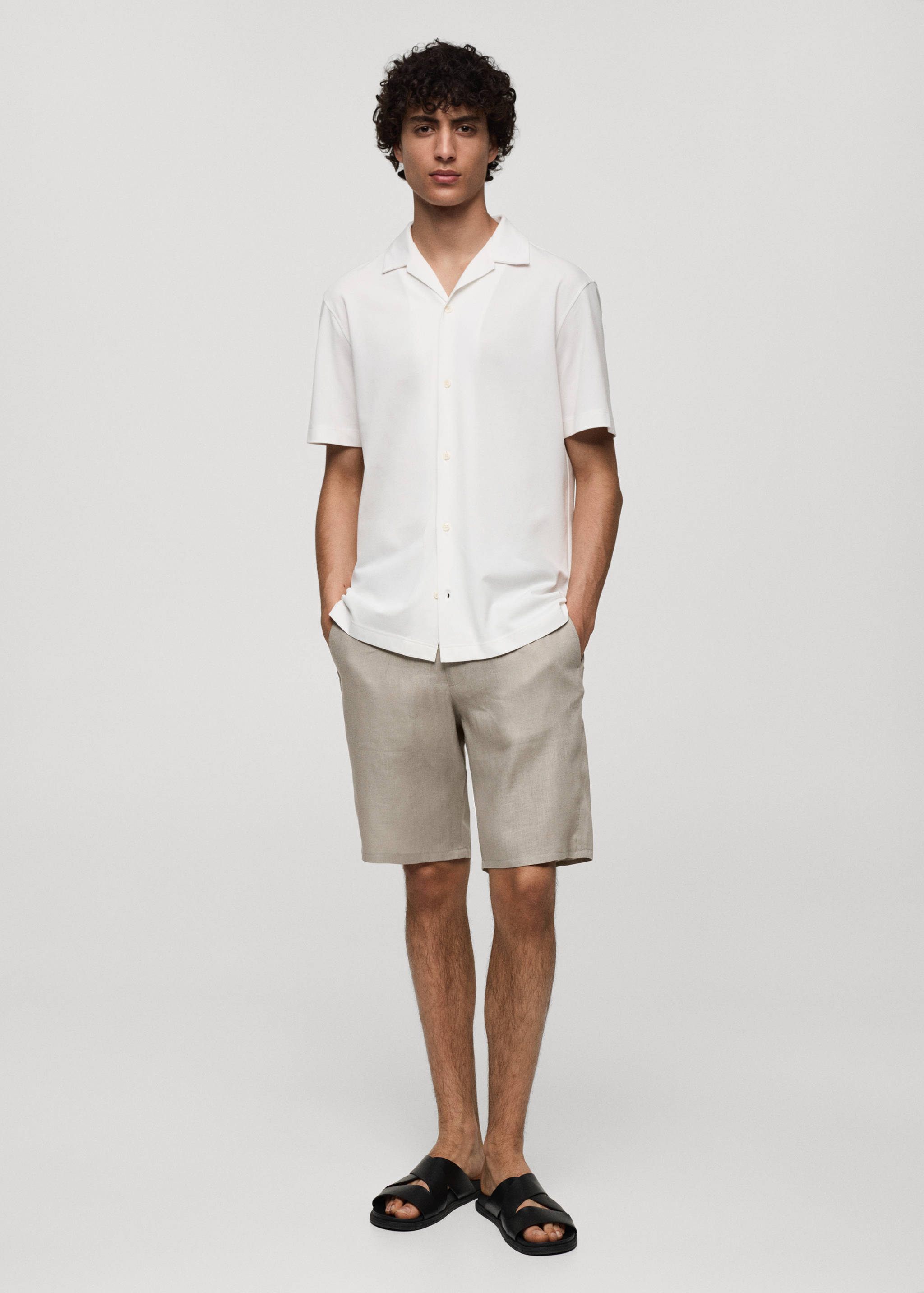 Slim-fit 100% linen bermuda shorts - General plane