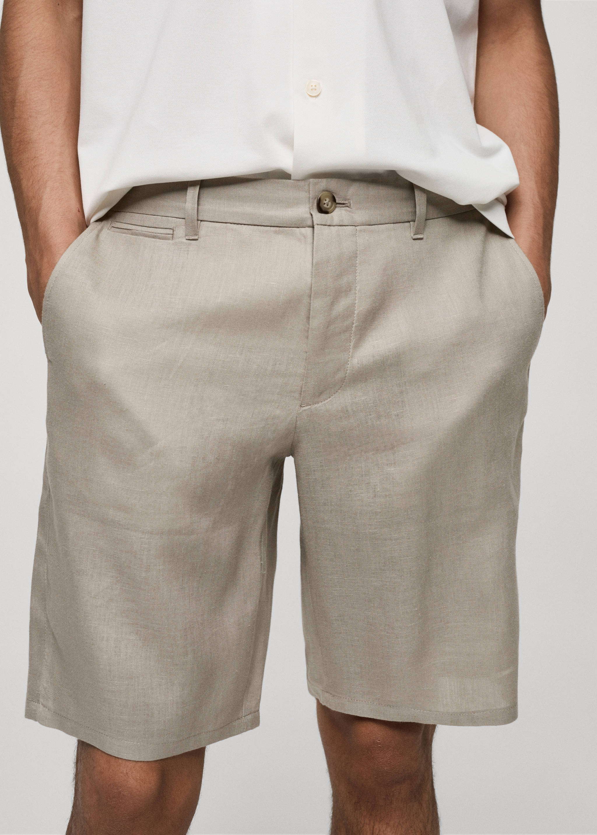 Slim-fit 100% linen bermuda shorts - Details of the article 1