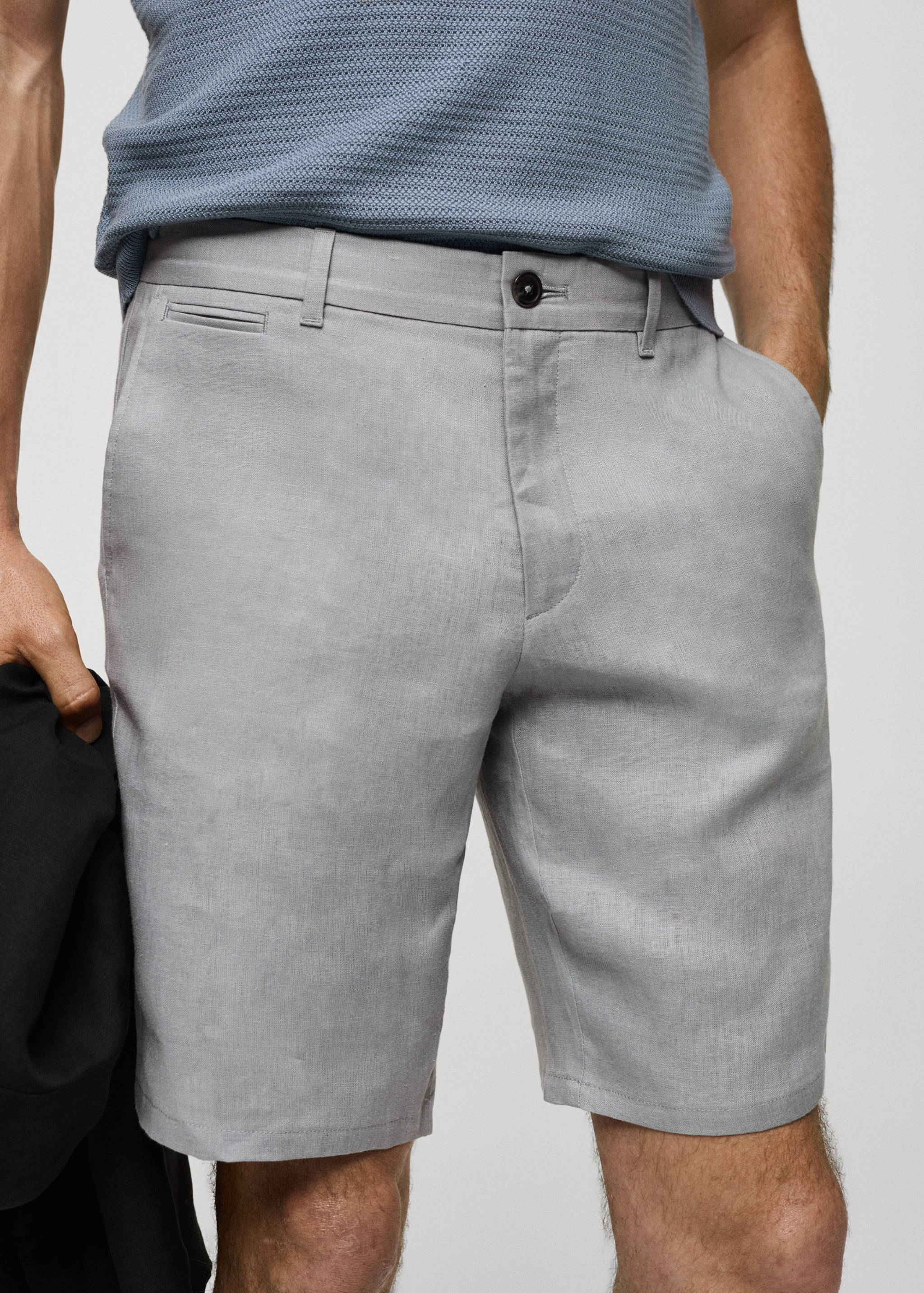 Slim-fit 100% linen bermuda shorts - Details of the article 1