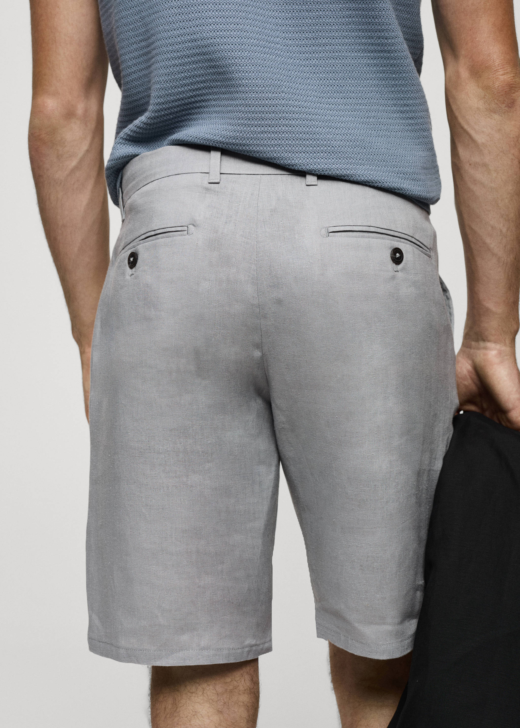 Slim-fit 100% linen bermuda shorts - Details of the article 6