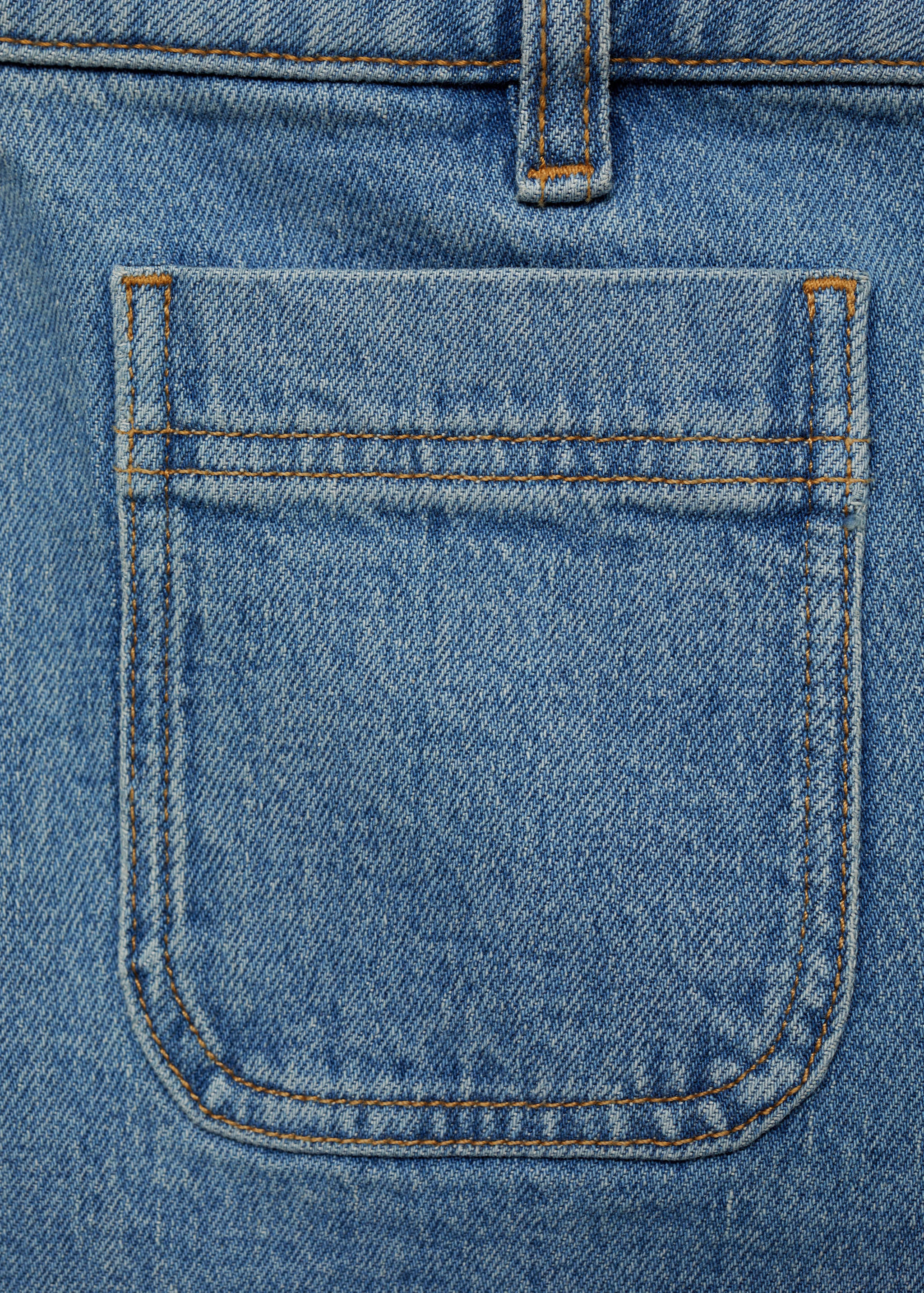 Denim shorts with pockets - Details of the article 0
