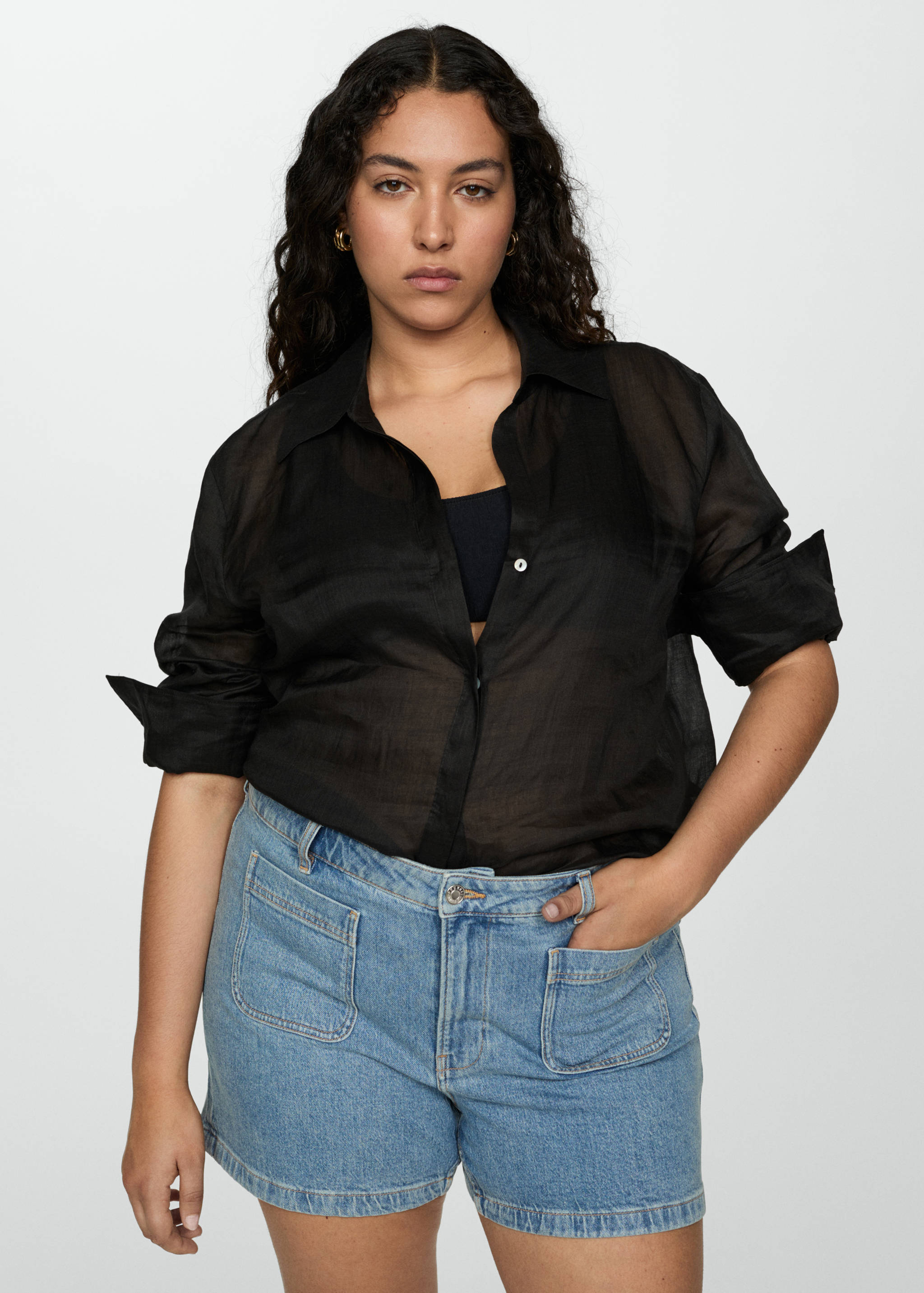 Denim shorts with pockets - Details of the article 5