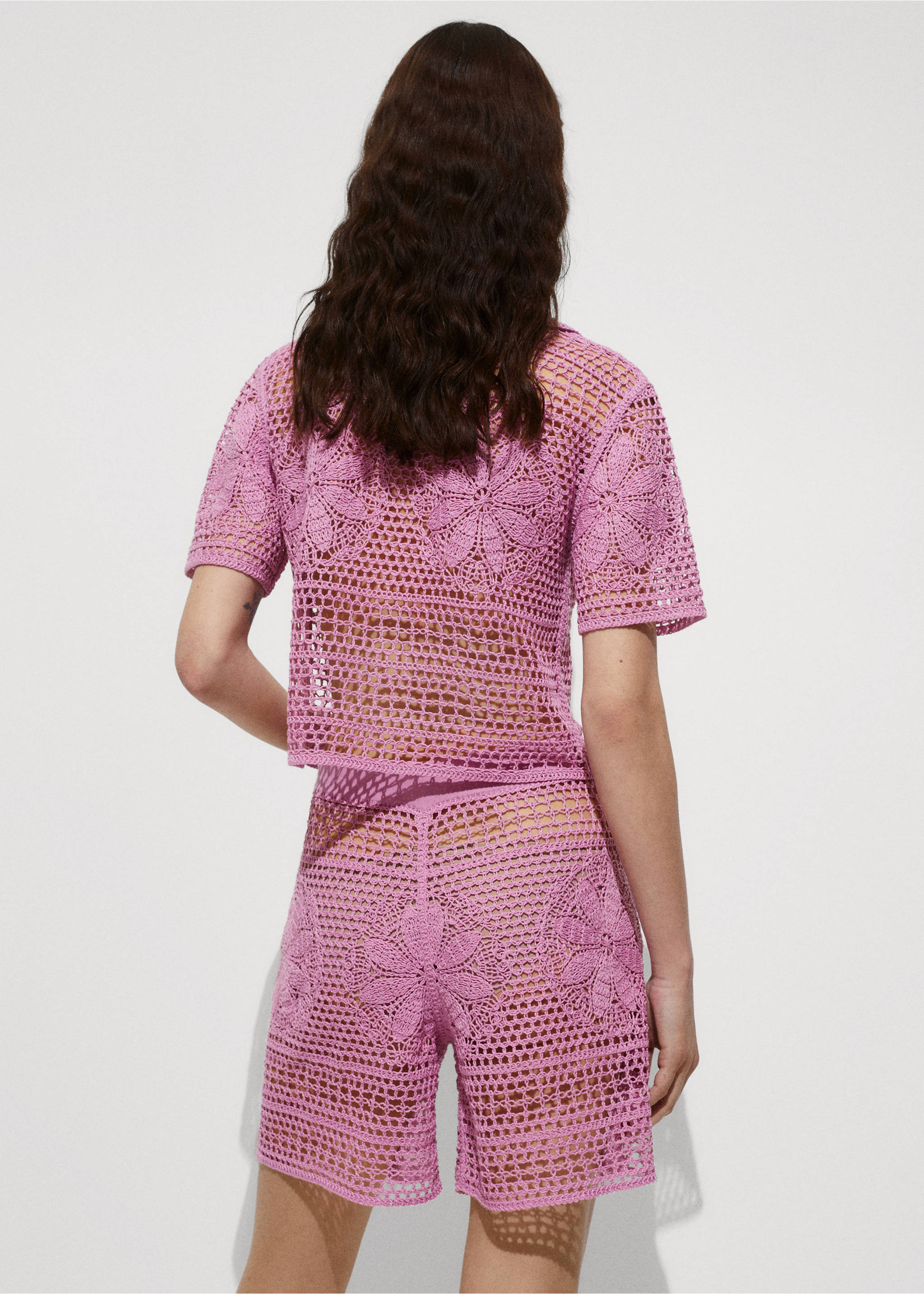 Crochet shirt with flowers - Reverse of the article, Light/Pastel Purple. Ref: 77090339-00.