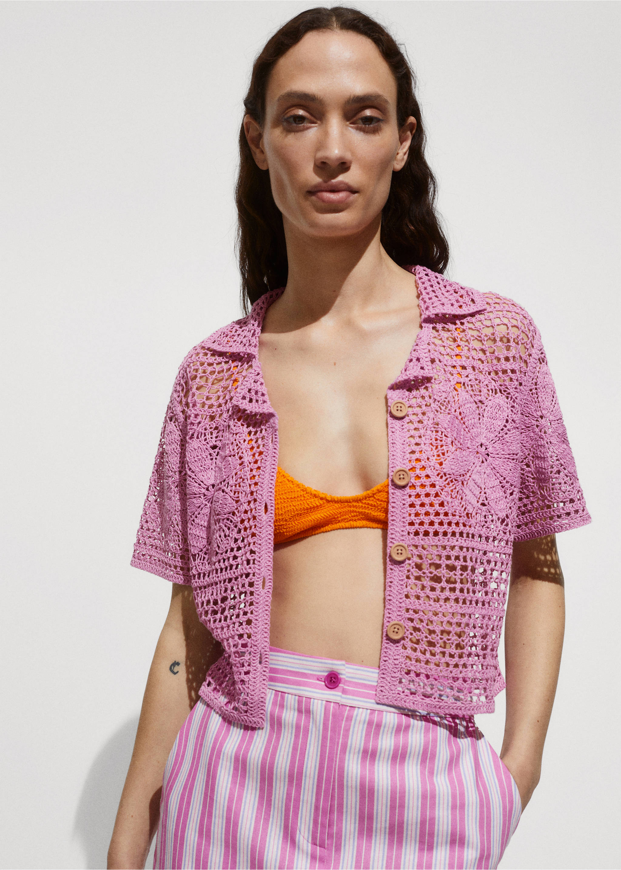 Crochet shirt with flowers - Details of the article 2, Light/Pastel Purple. Ref: 77090339-00.