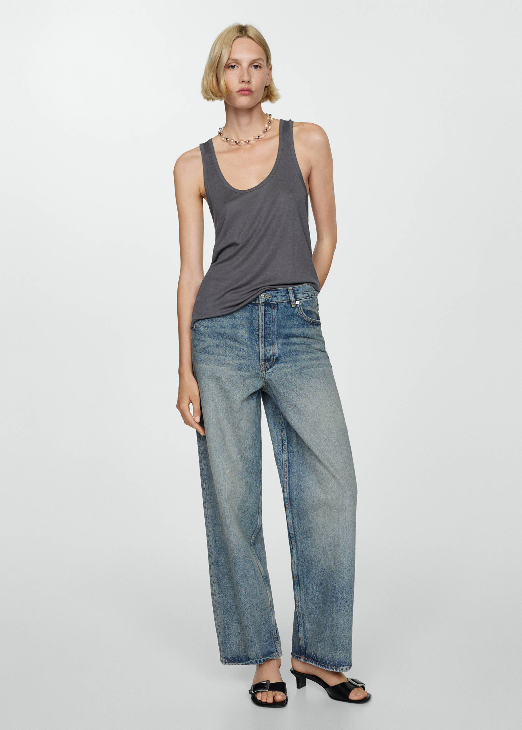 Knit strap top - General plane