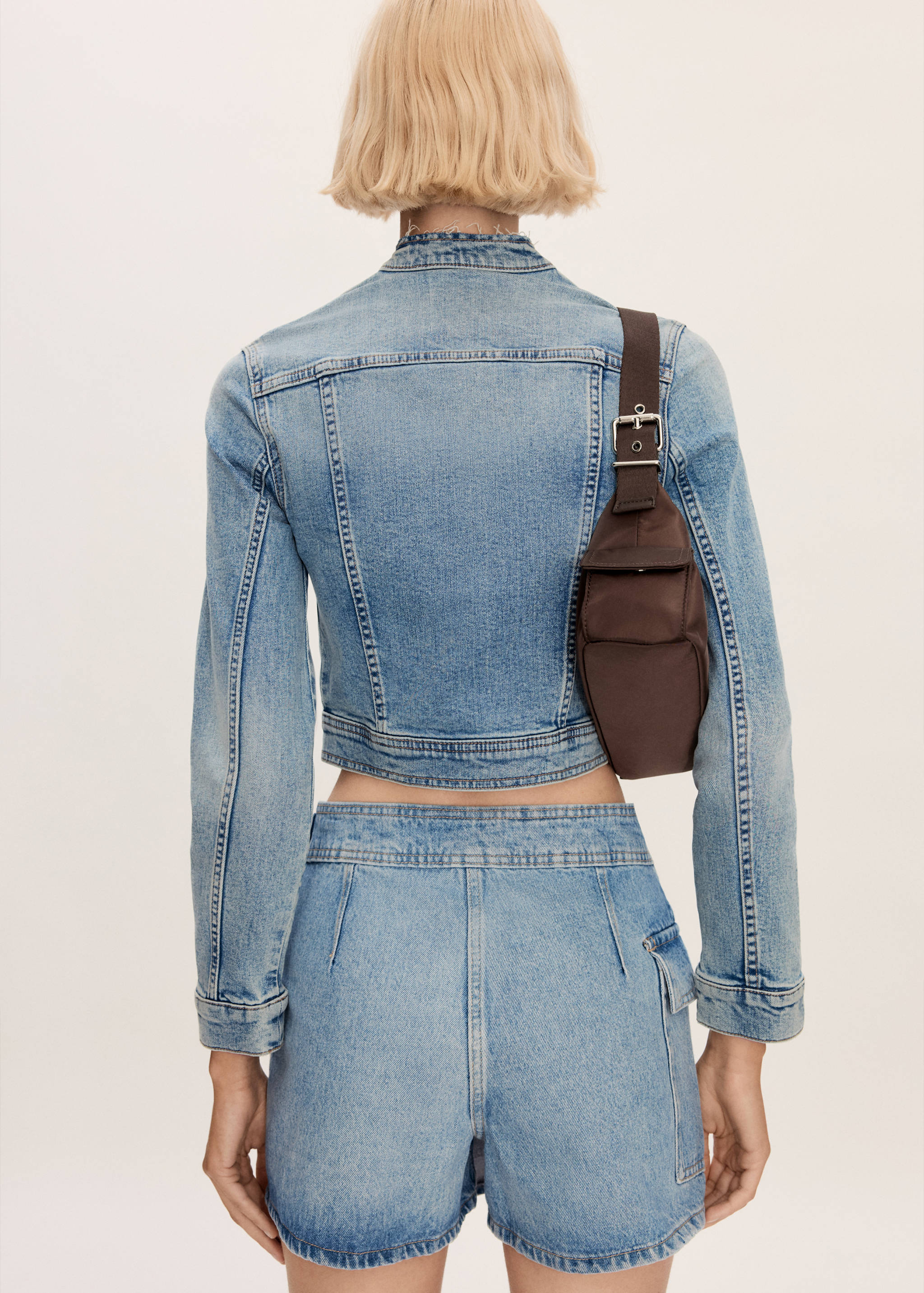 Denim skort - Reverse of the article