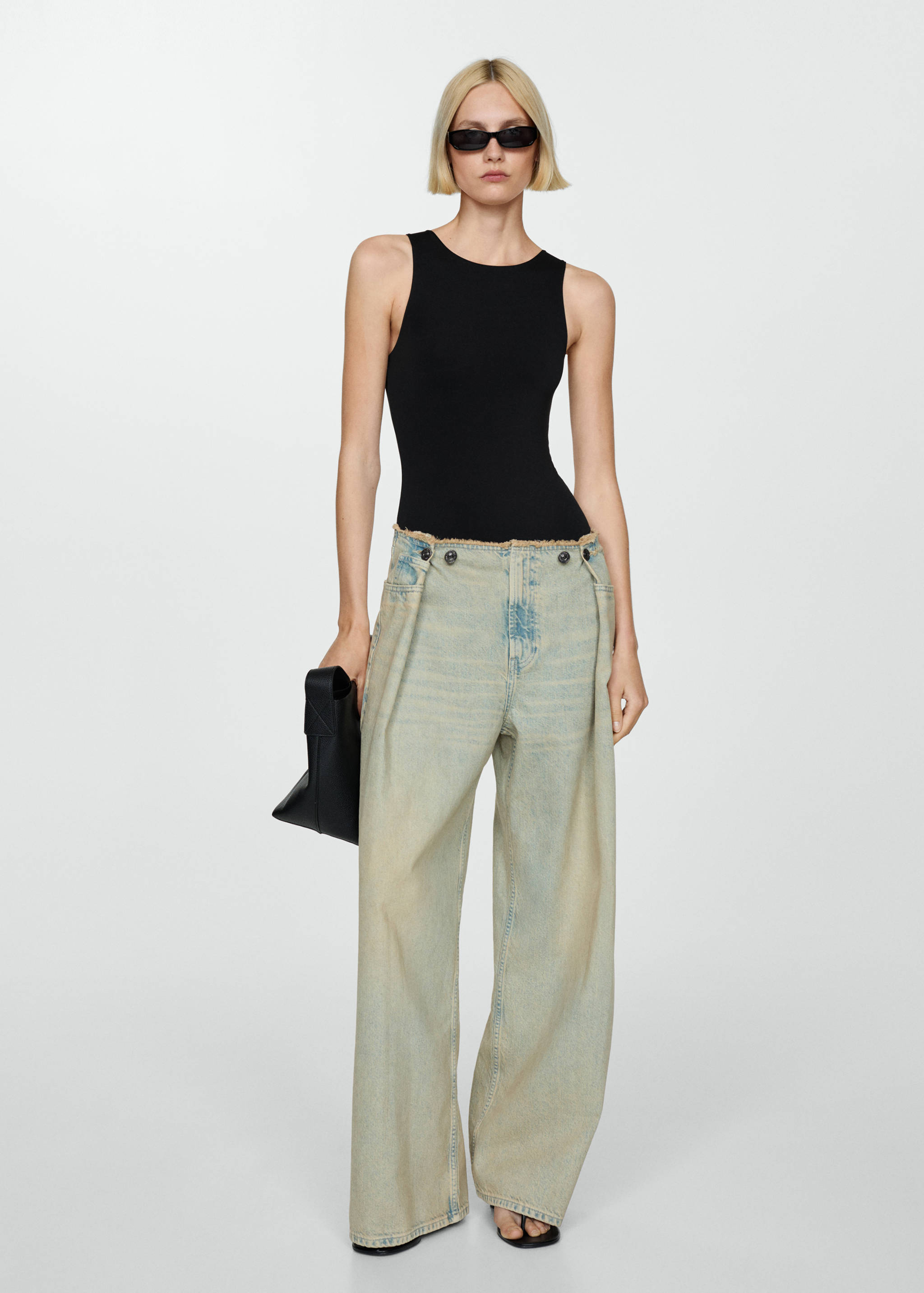 Bodi entallat sense mànigues - Pla general