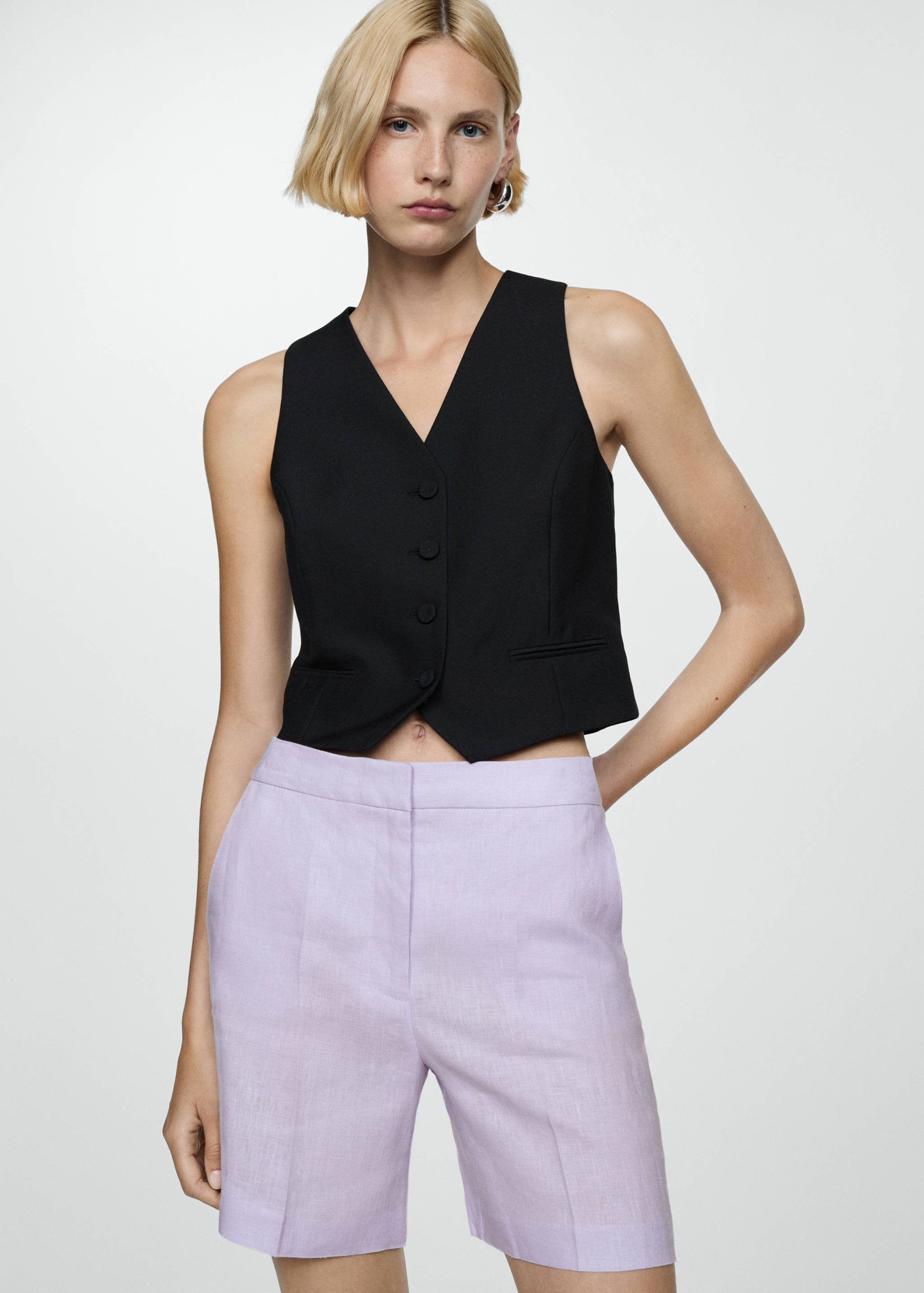 Straight-fit linen shorts - Details of the article 2