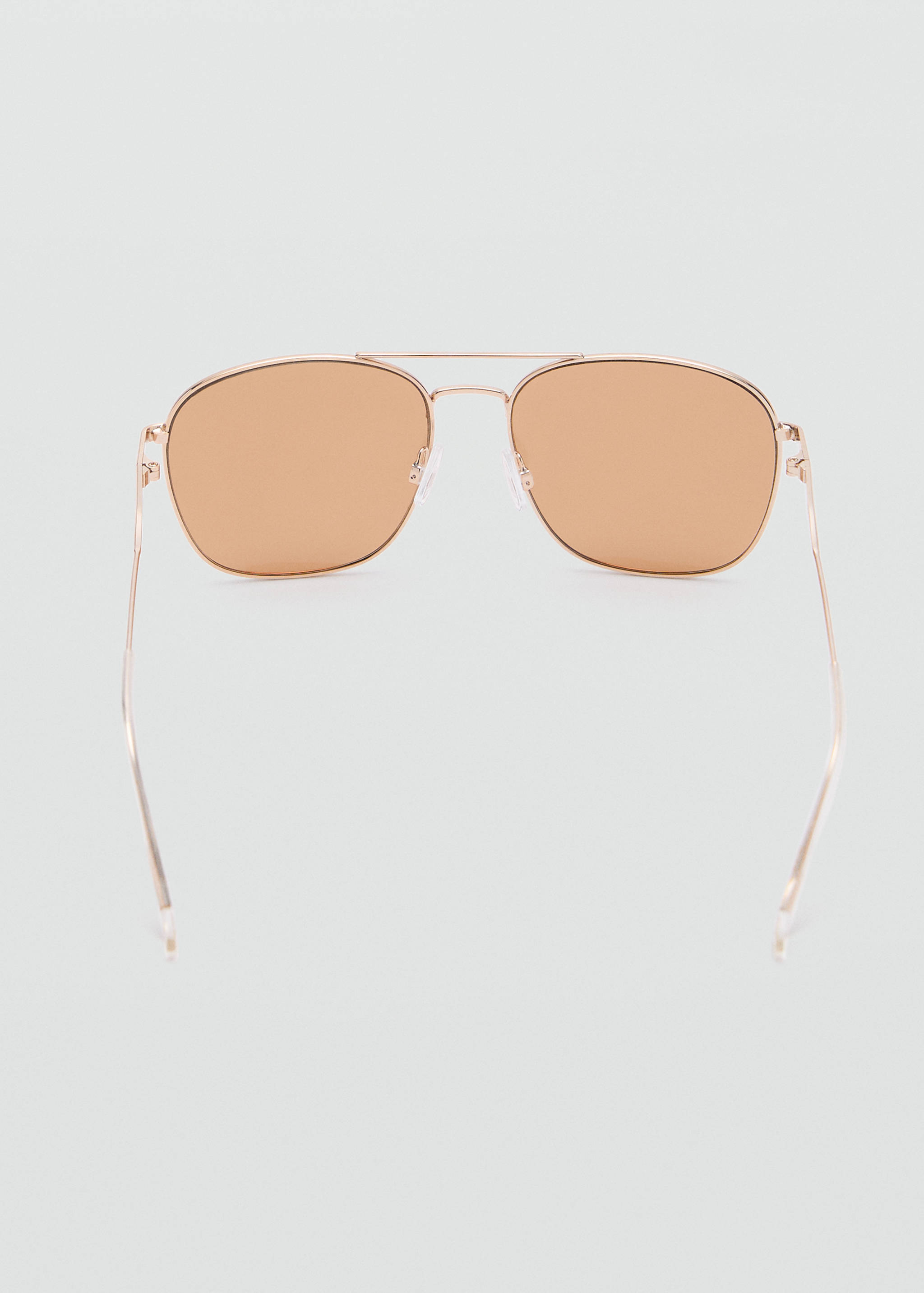 Солнцезащитные очки в металлической оправе - Деталь изделия 1