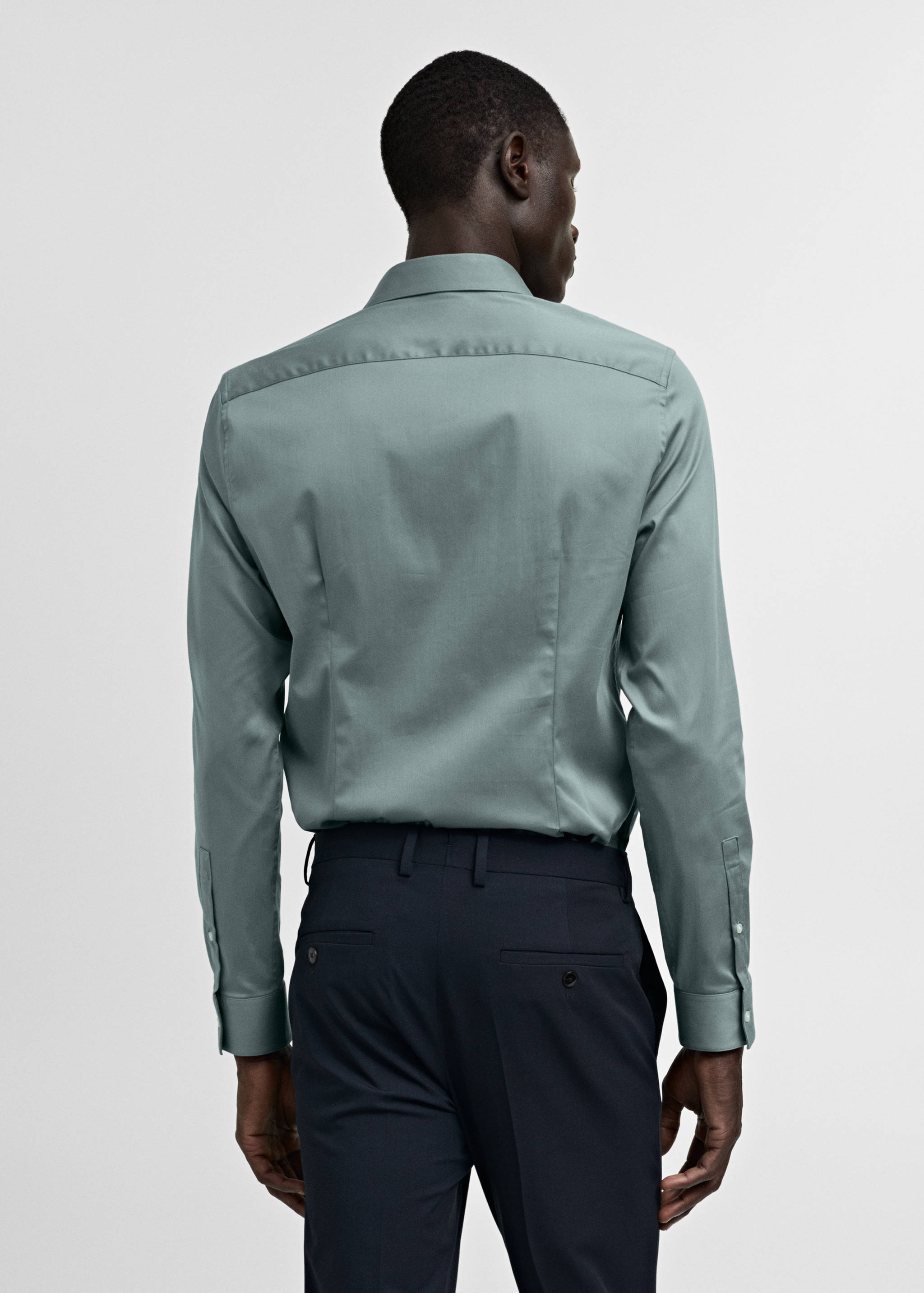 Super slim-fit poplin suit shirt - Reverse of the article