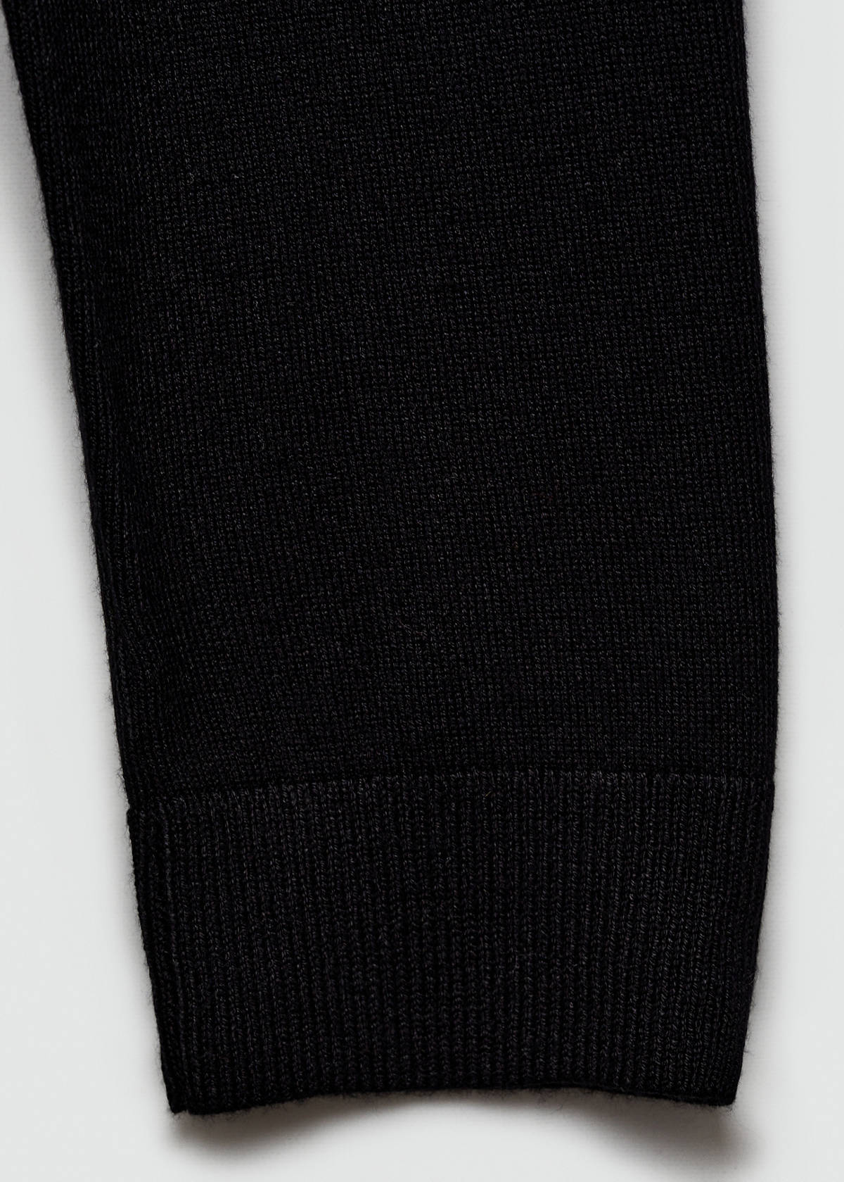Fine-knit cardigan — Black
