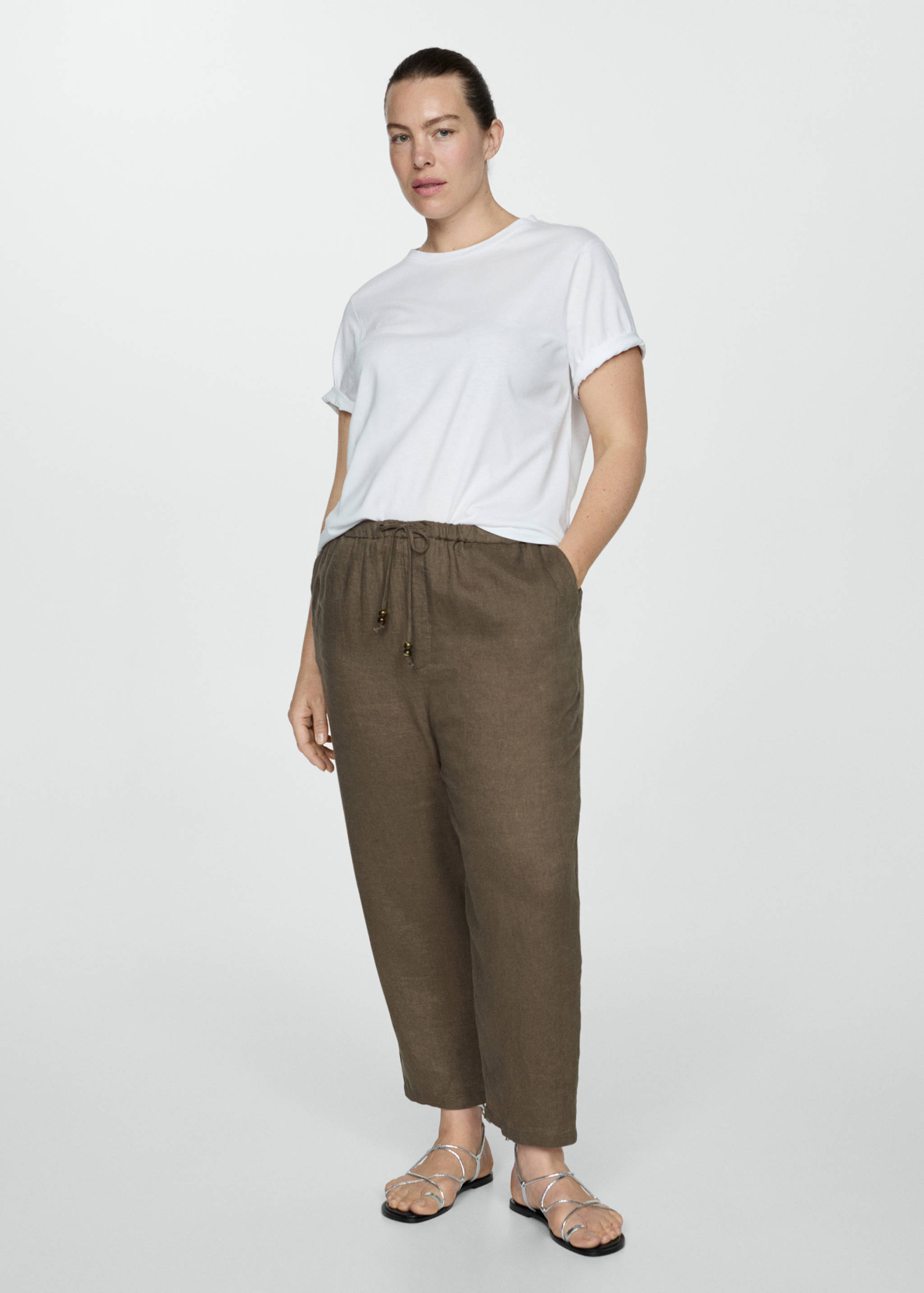 Short-sleeved cotton t-shirt - Details of the article 3