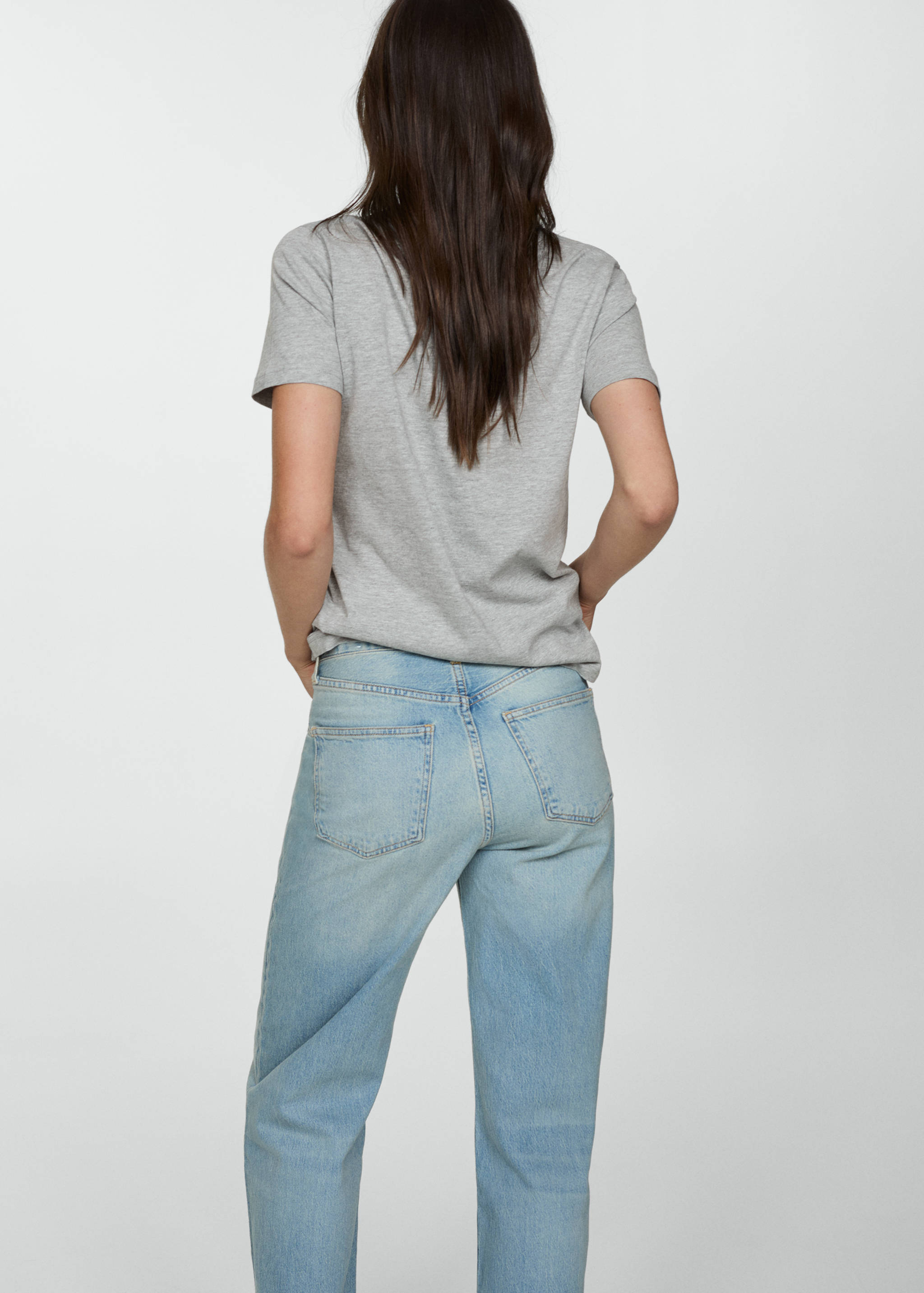 Short-sleeved cotton t-shirt - Reverse of the article