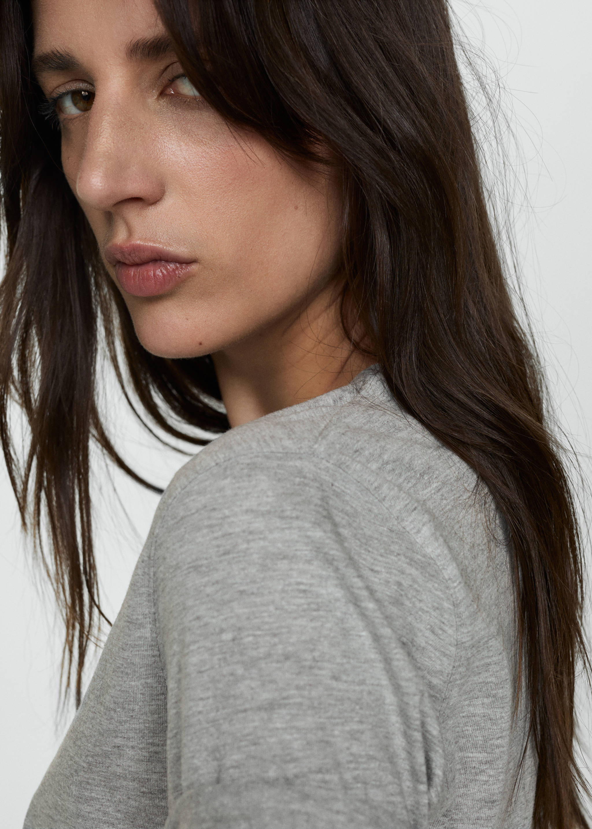 Short-sleeved cotton t-shirt - Details of the article 1