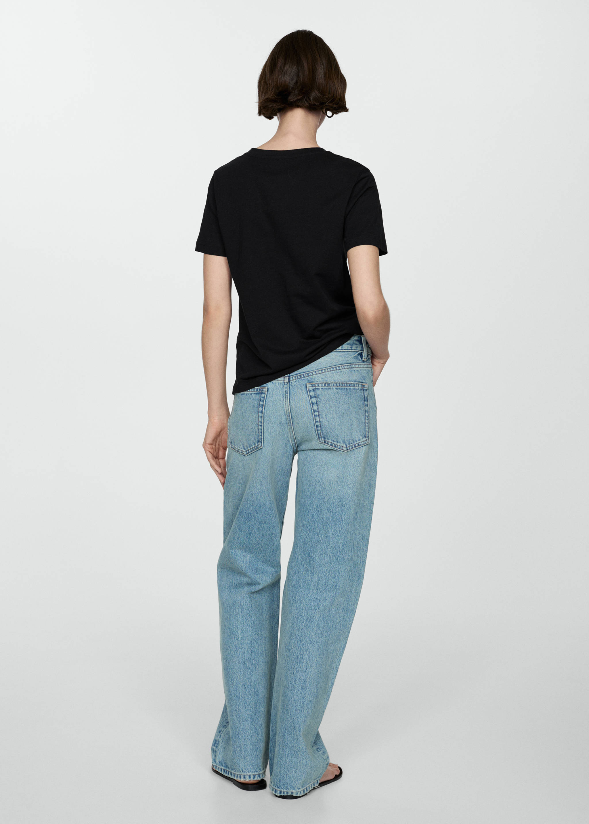 Short-sleeved cotton t-shirt - Reverse of the article