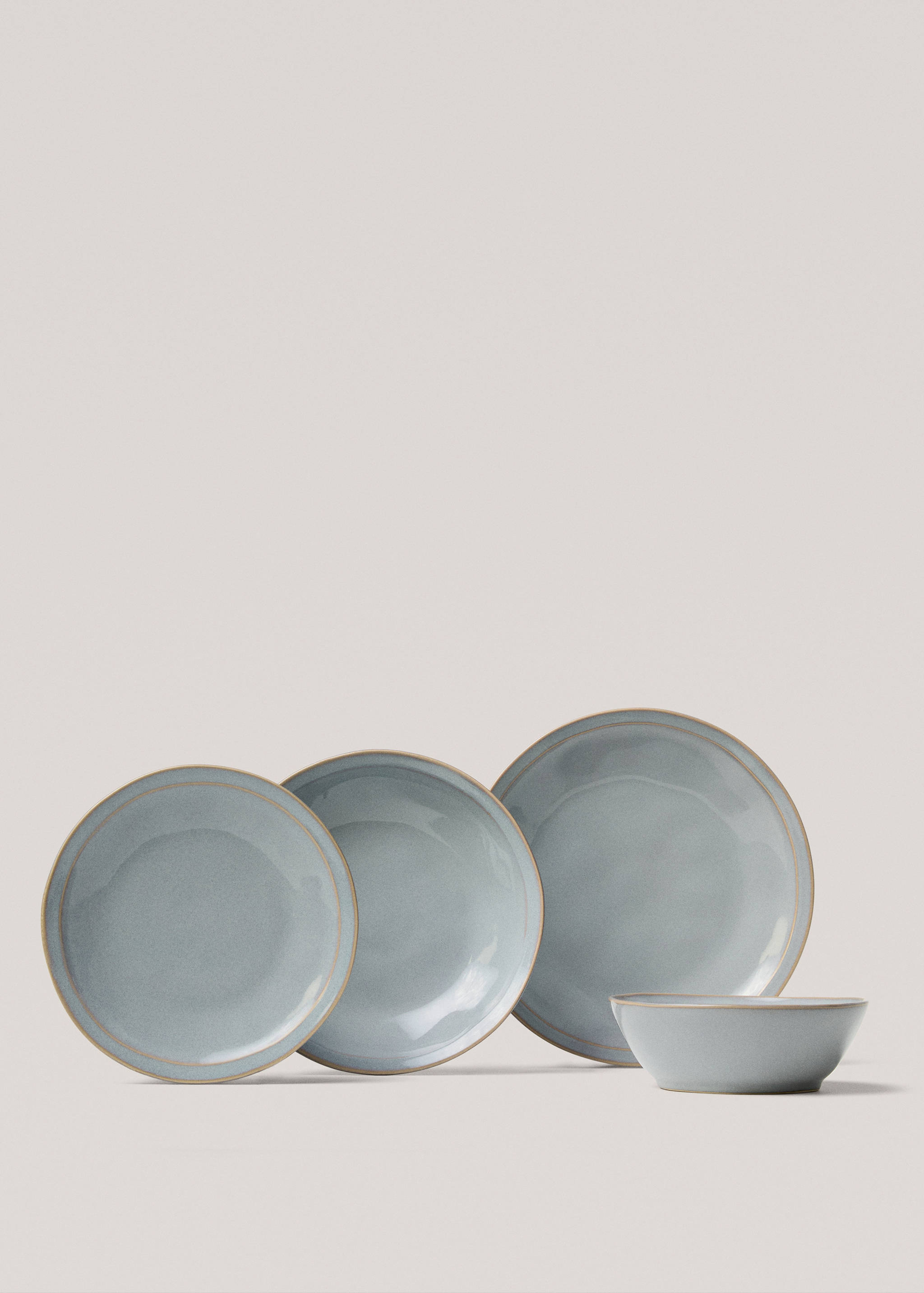 Stoneware bowl with aged rim - Details of the article 3
