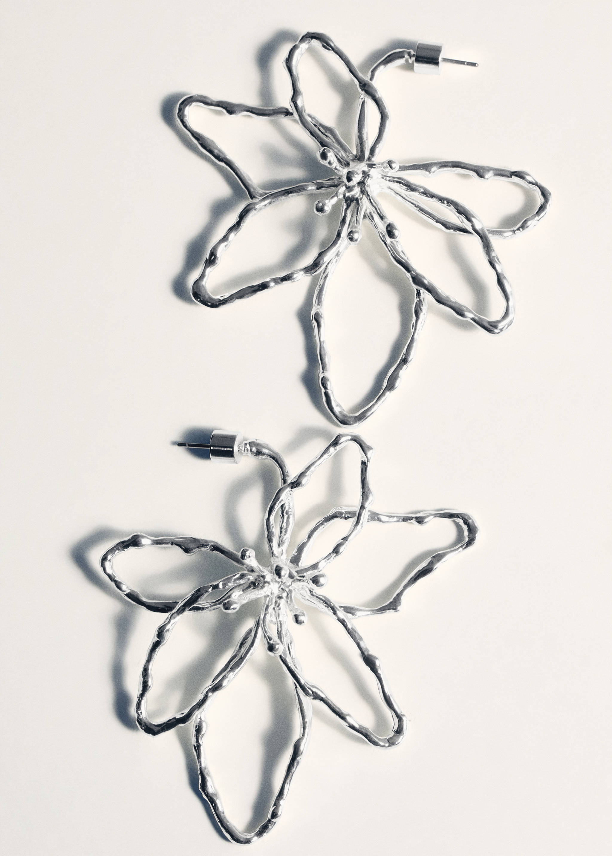 Boucles d'oreilles maxi fleur - Détail de l'article 5