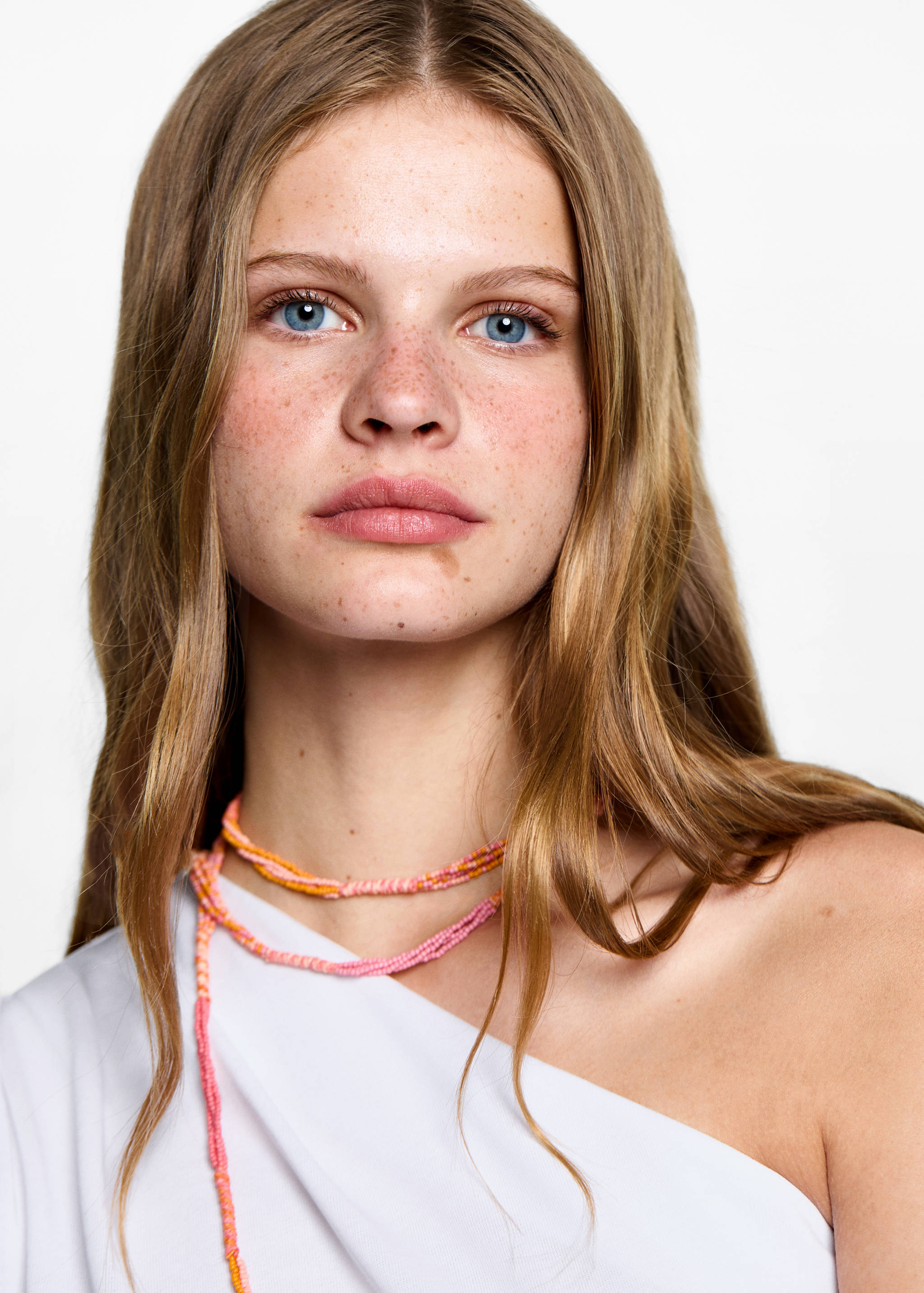 Asymmetric design top - Details of the article 1