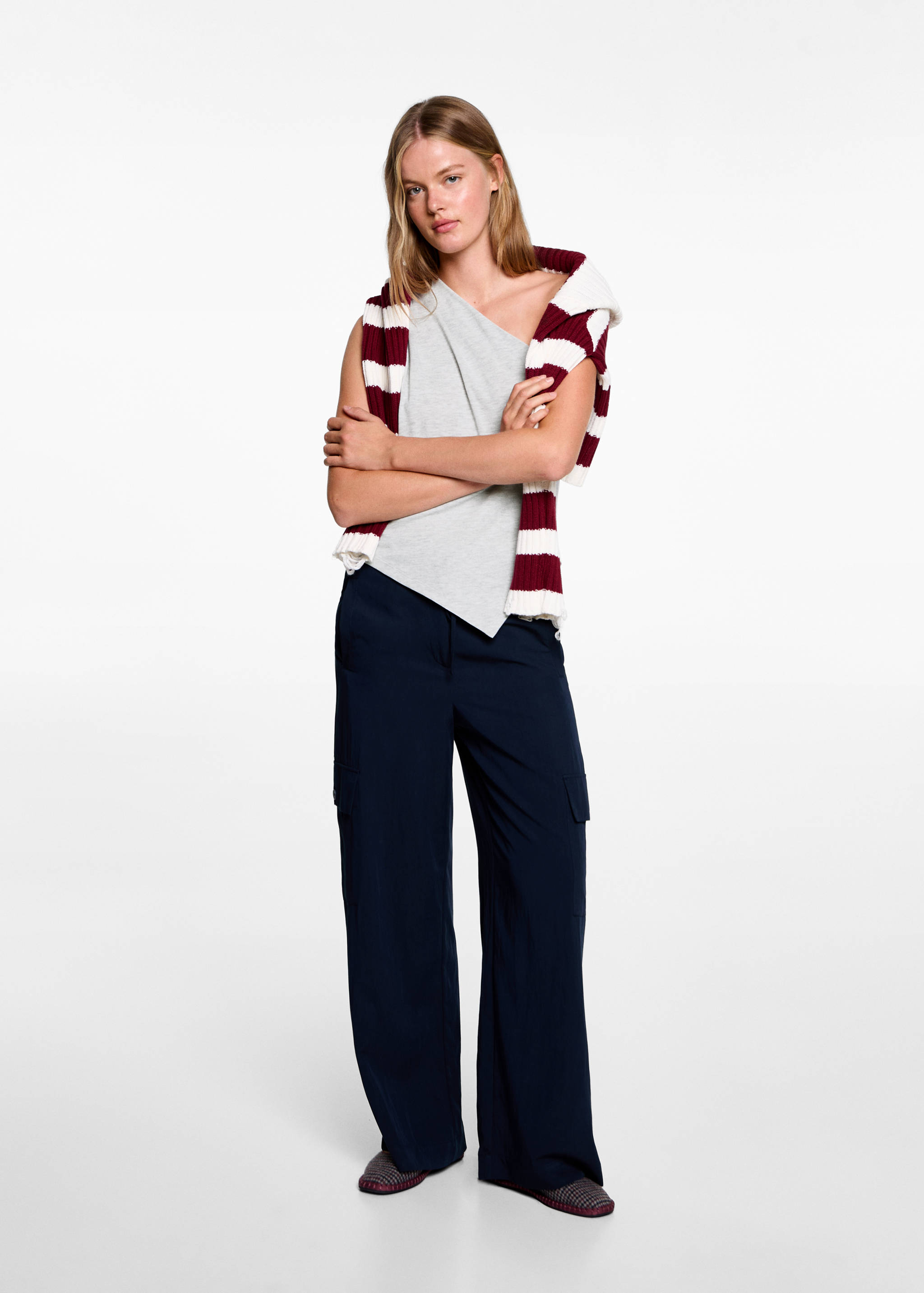 Asymmetric design top - General plane