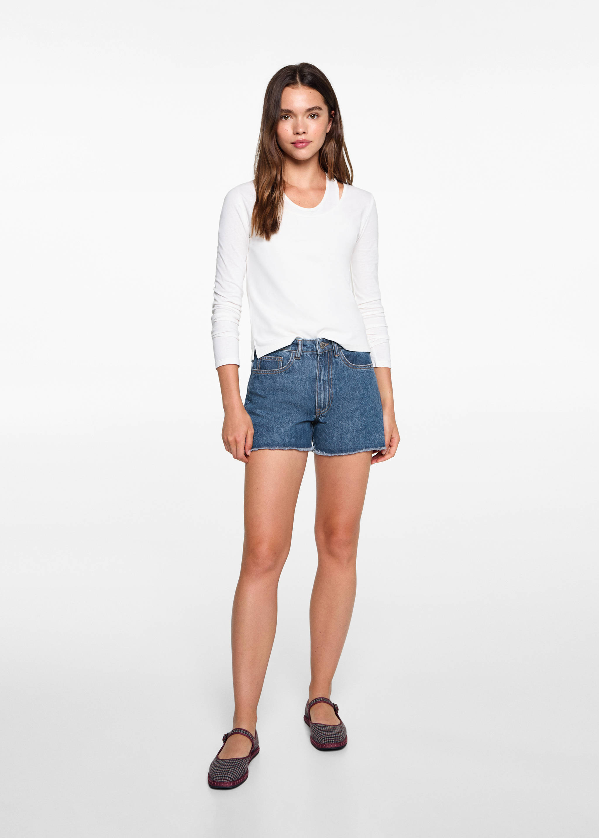 Denim shorts with frayed hem - General plane