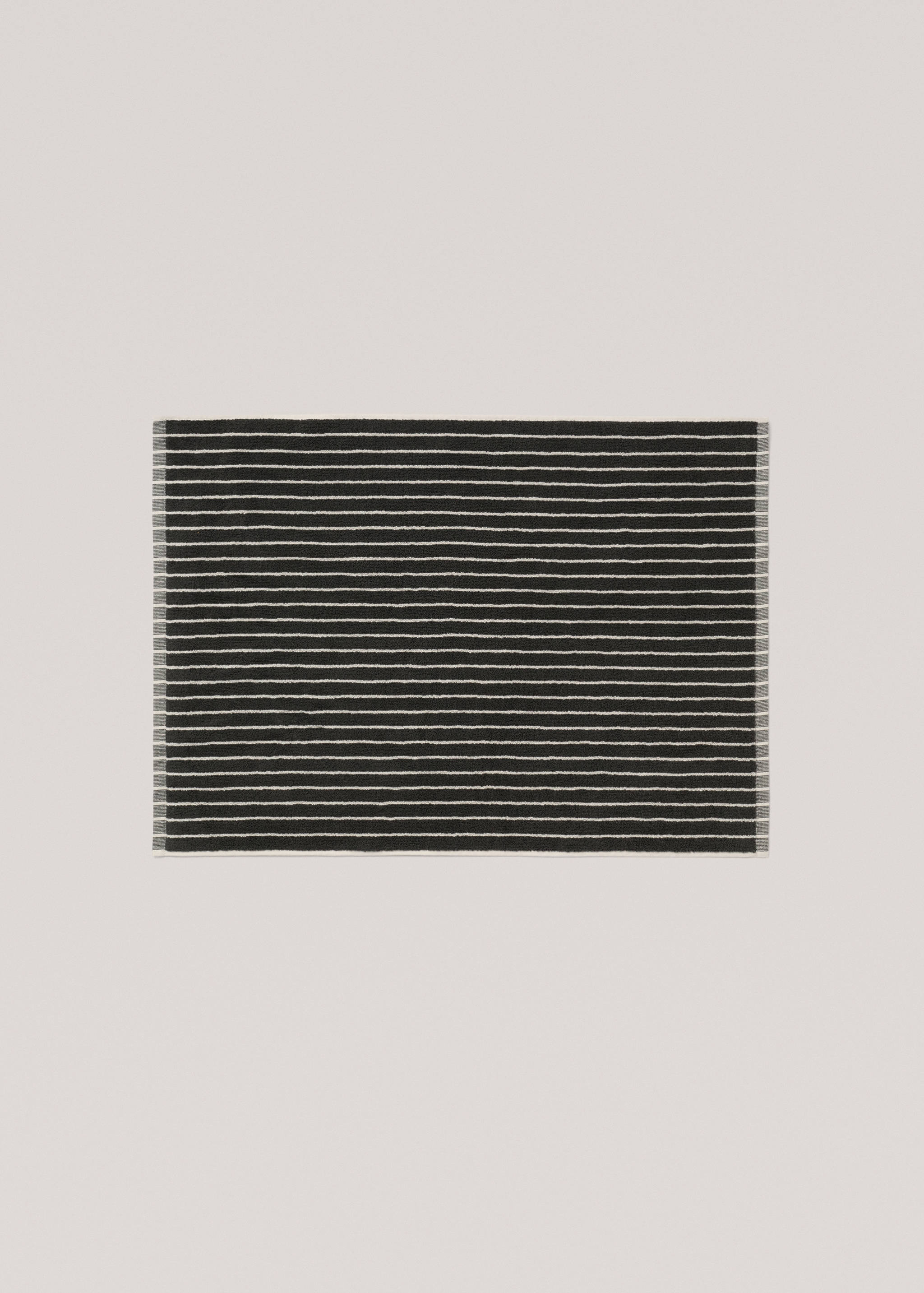 Striped cotton rug - Article without model