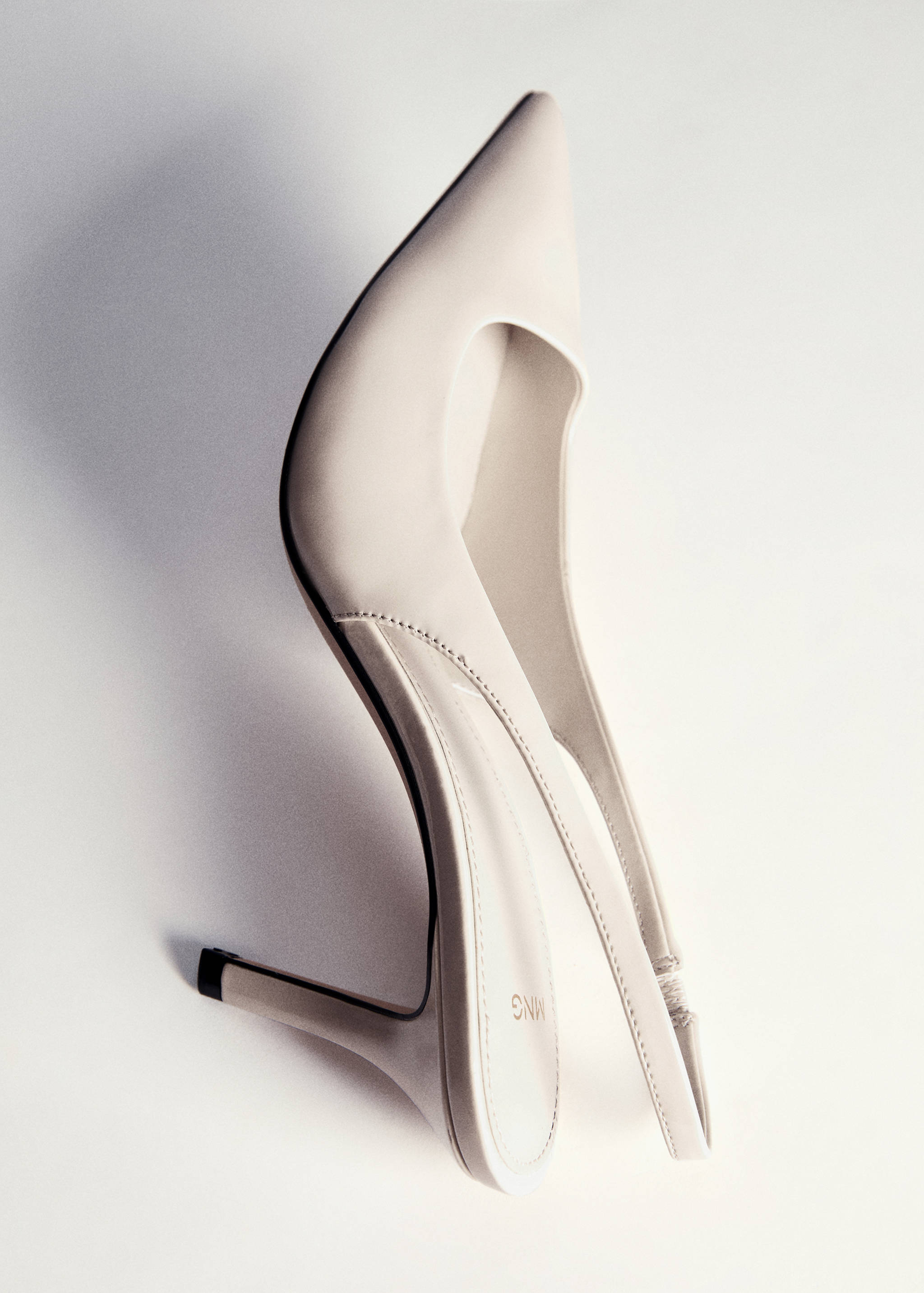 Patent-effect stiletto-heel shoes - Details of the article 5