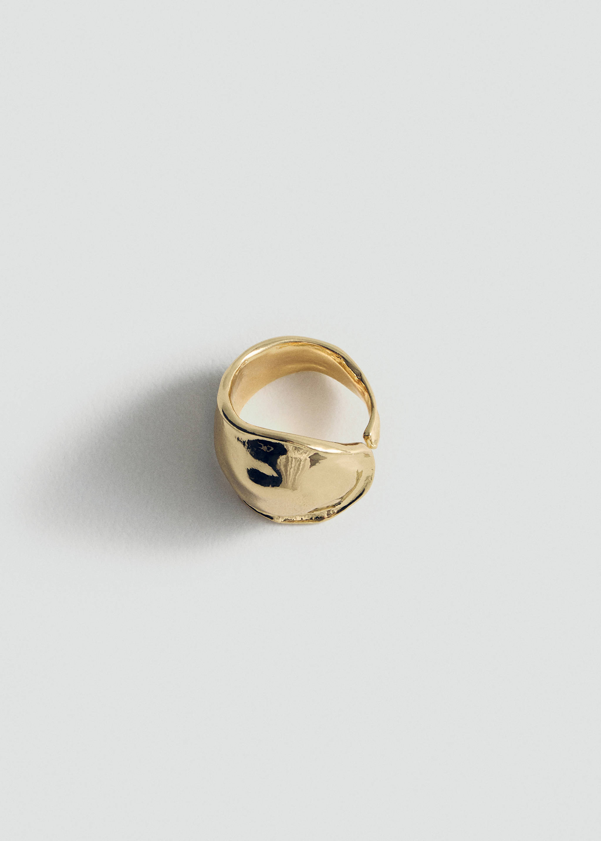 Textured embossed ring - Article without model