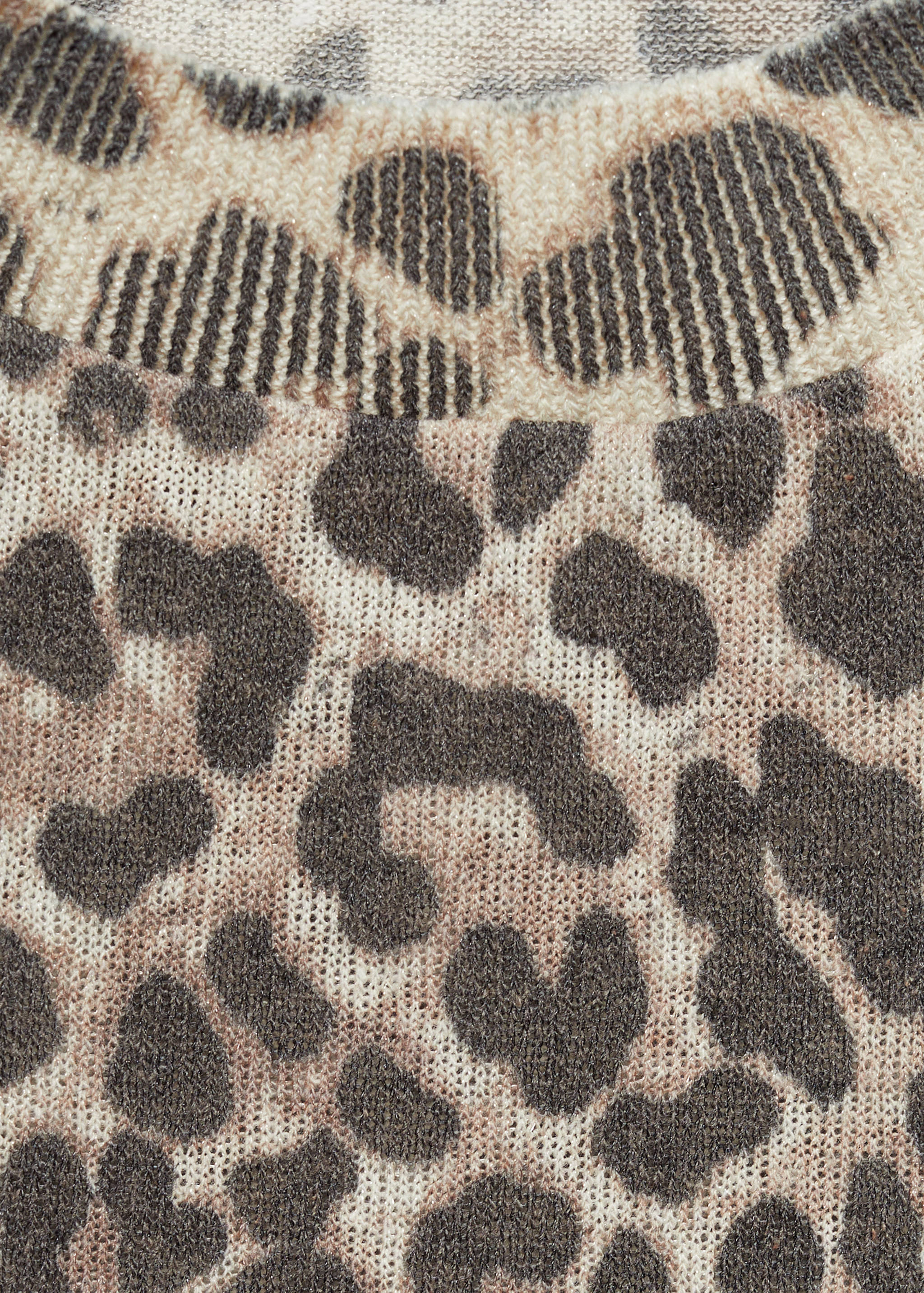 Leopard-print knitted top - Details of the article 8
