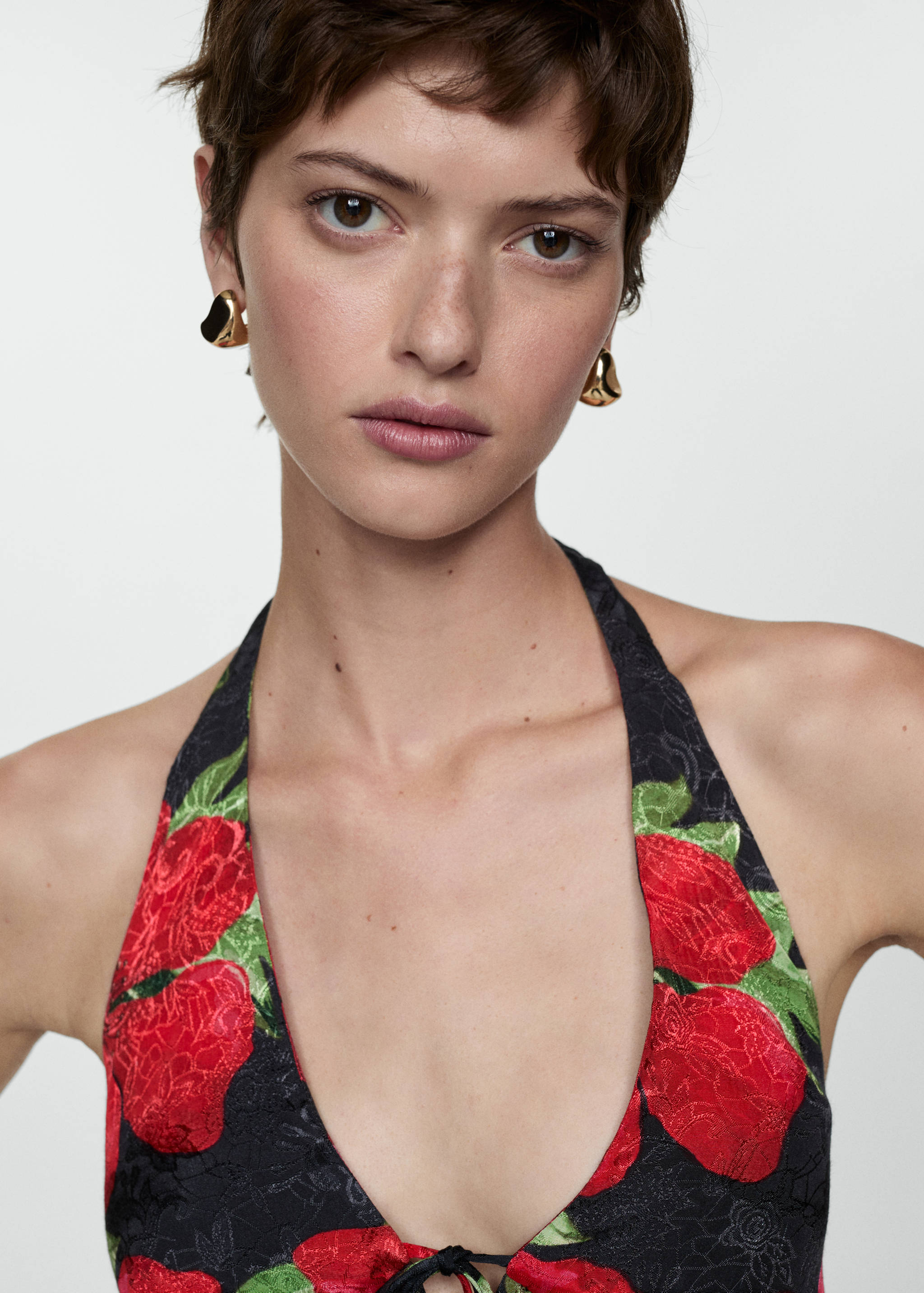Halter-neck floral dress - Details of the article 1