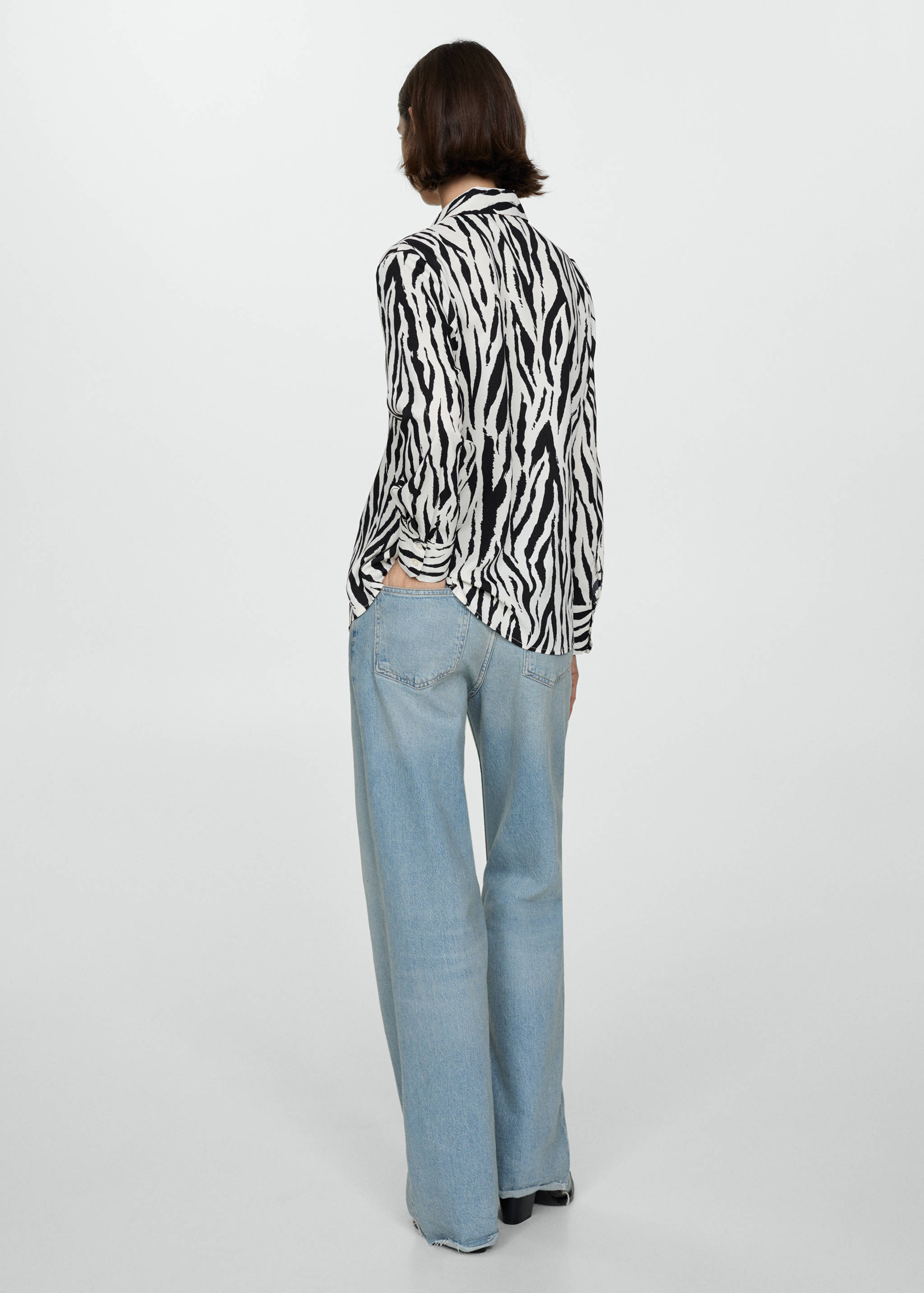 Chemise imprimée fluide - Verso de l’article