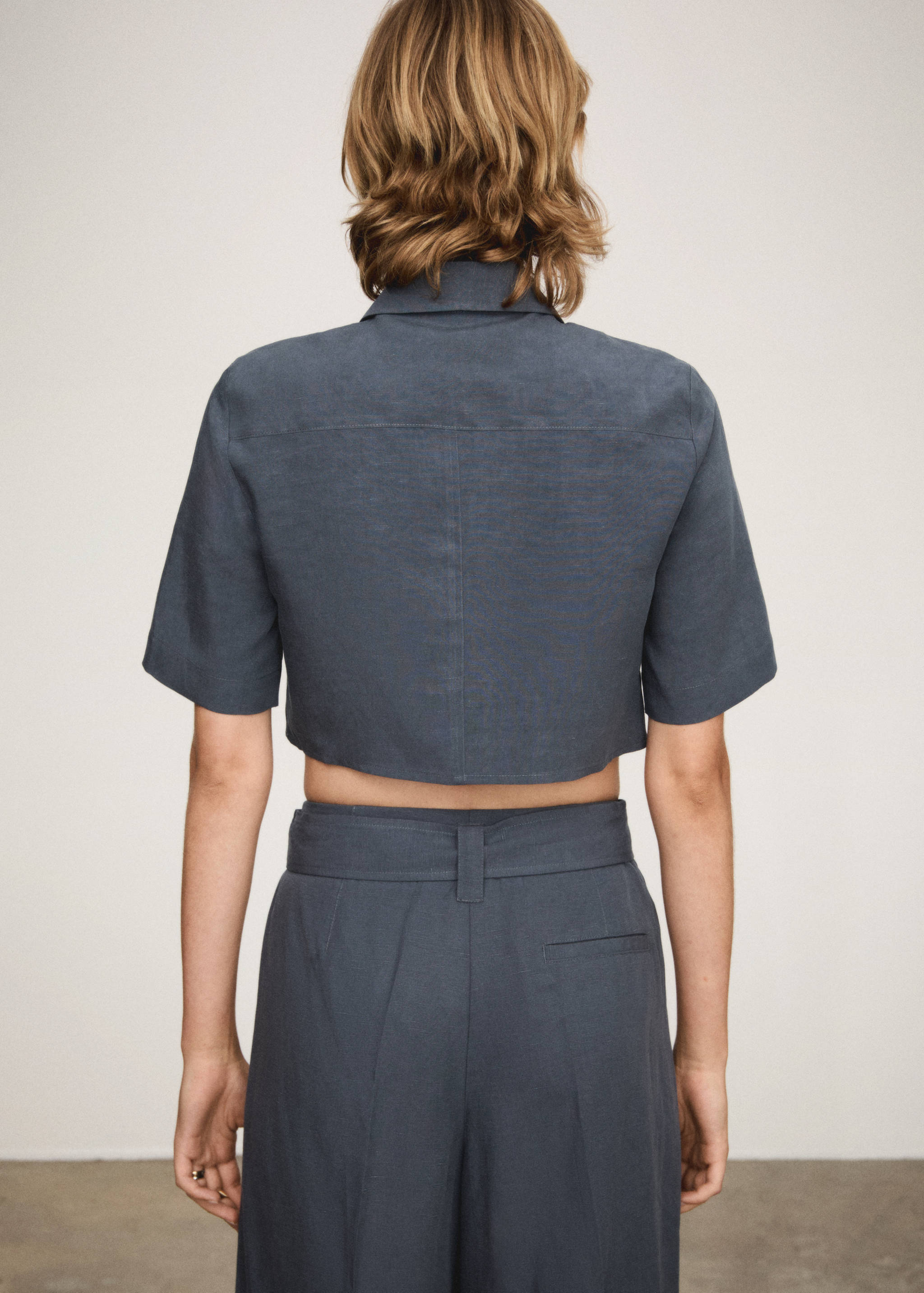 Lyocell cropped shirt - Reverse of the article