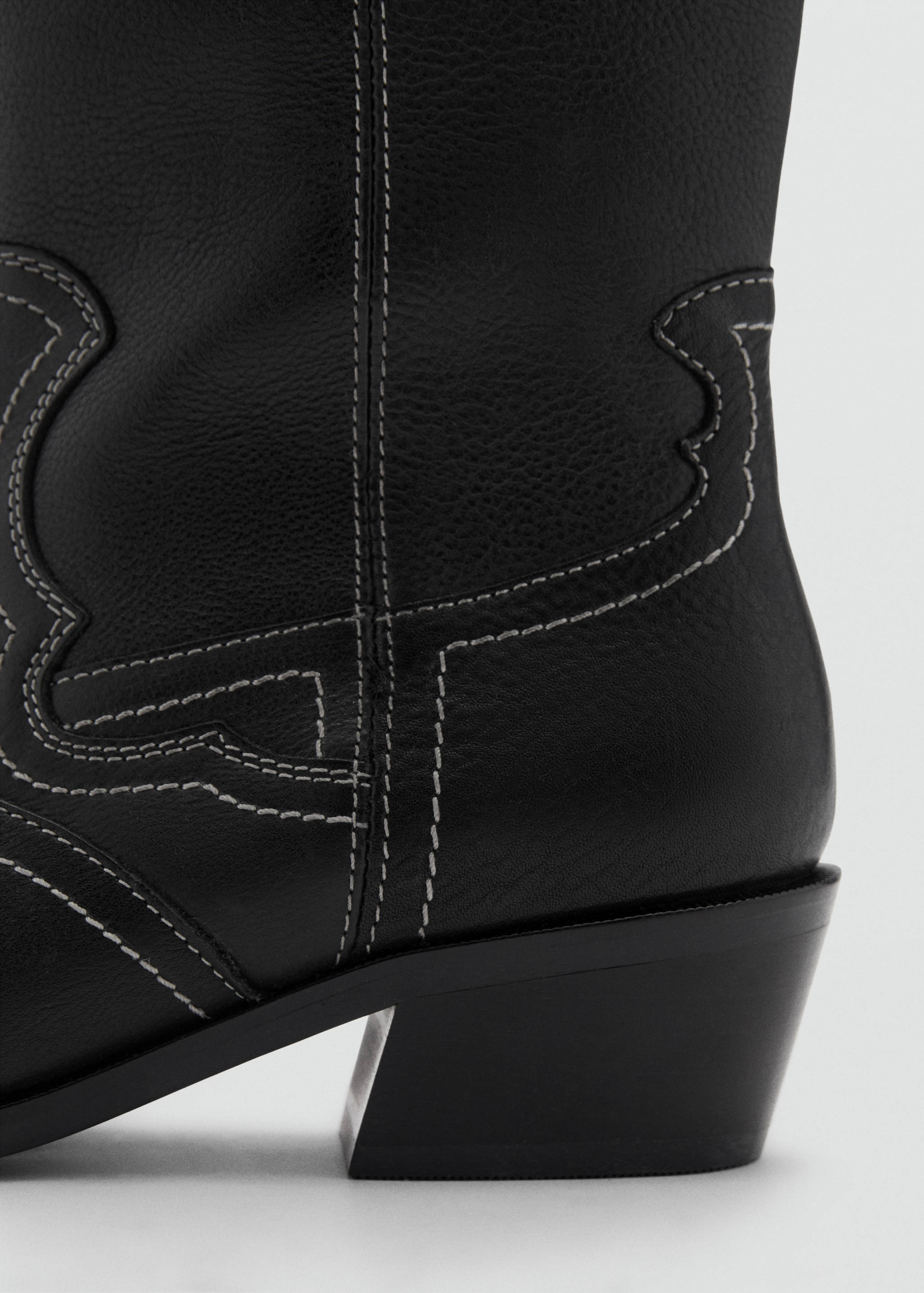 Cowboy leather boots - Details of the article 1