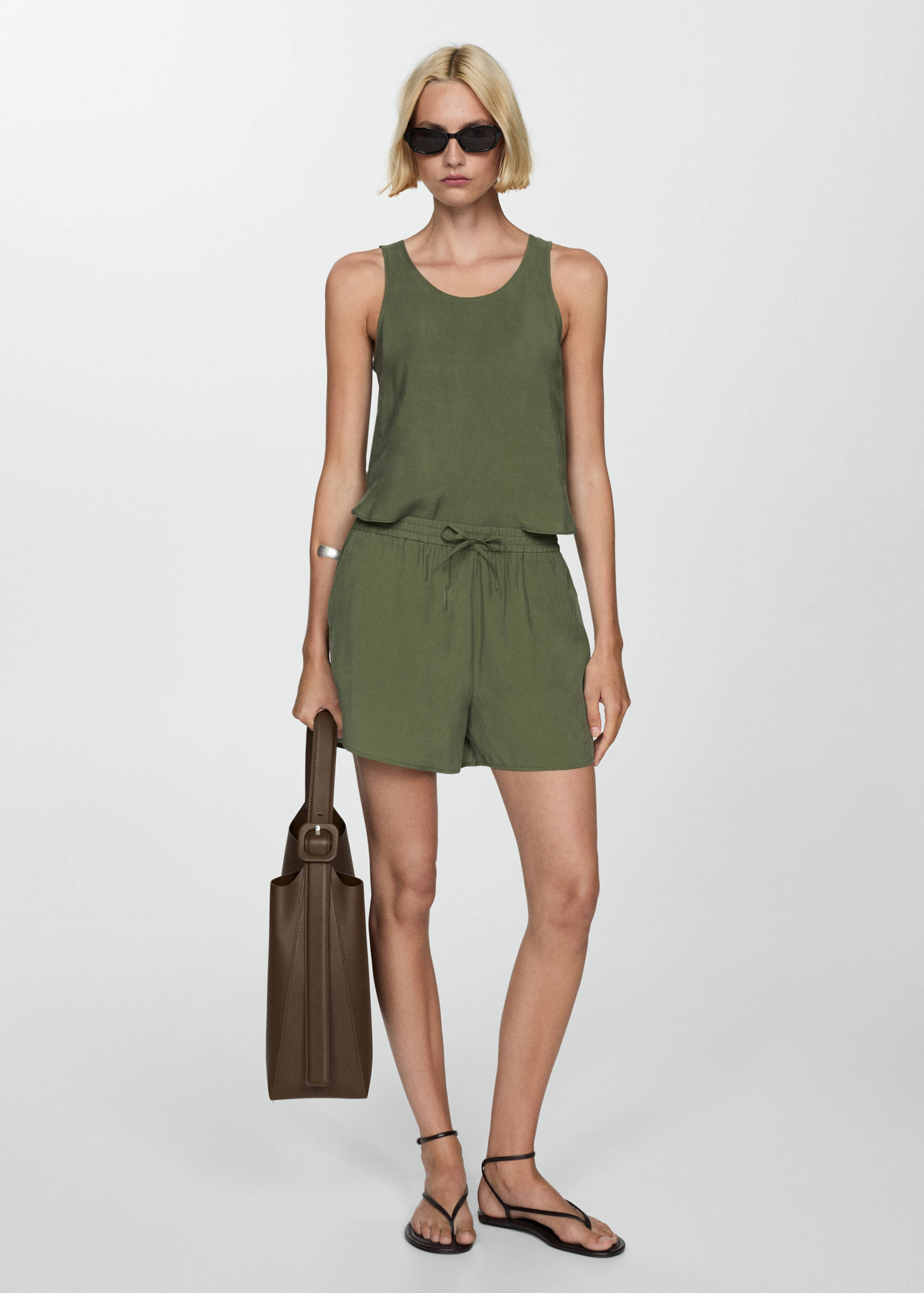 Modal shorts with bow - General plane