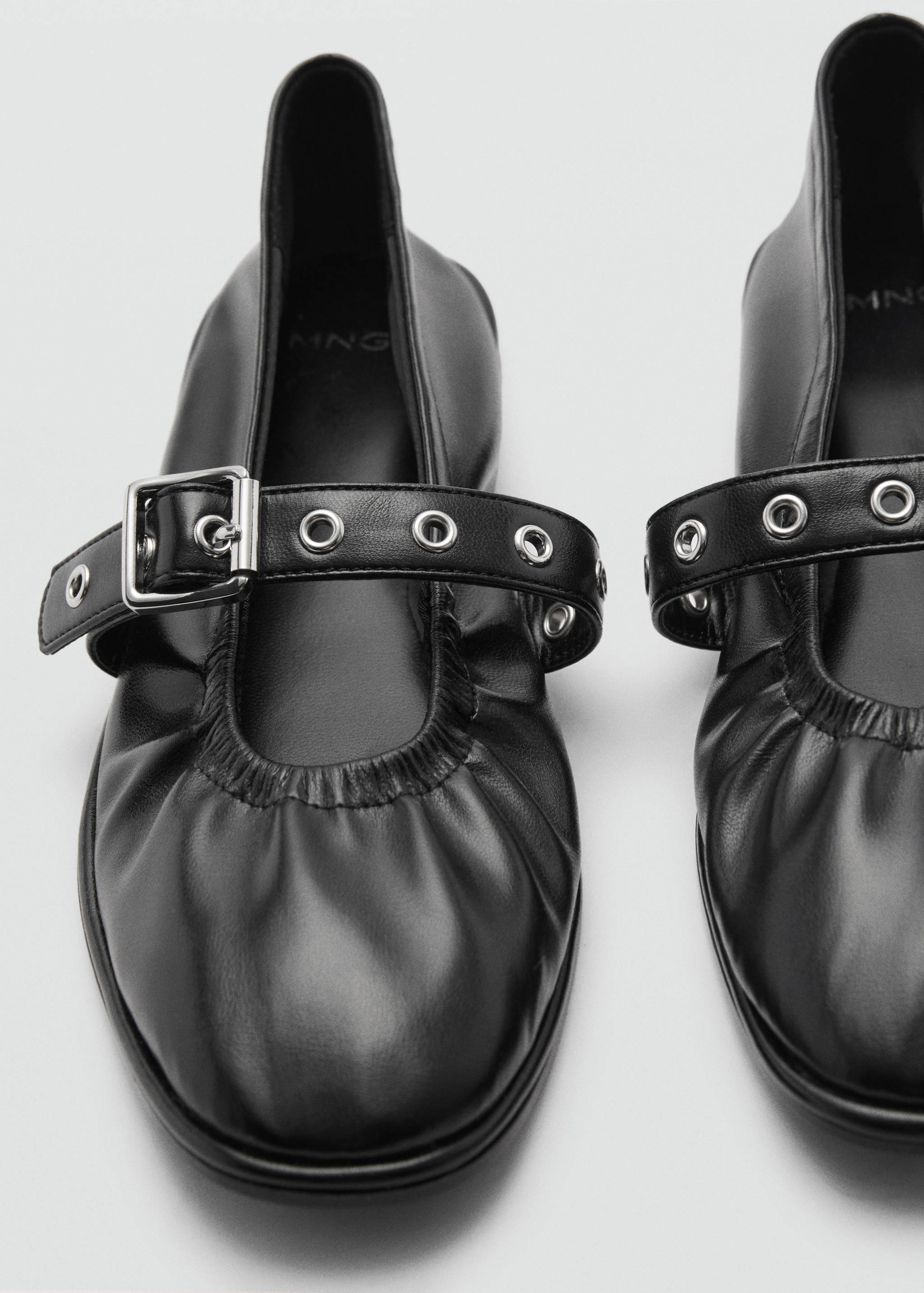 Round-toe ballet flats with buckle - Details of the article 2