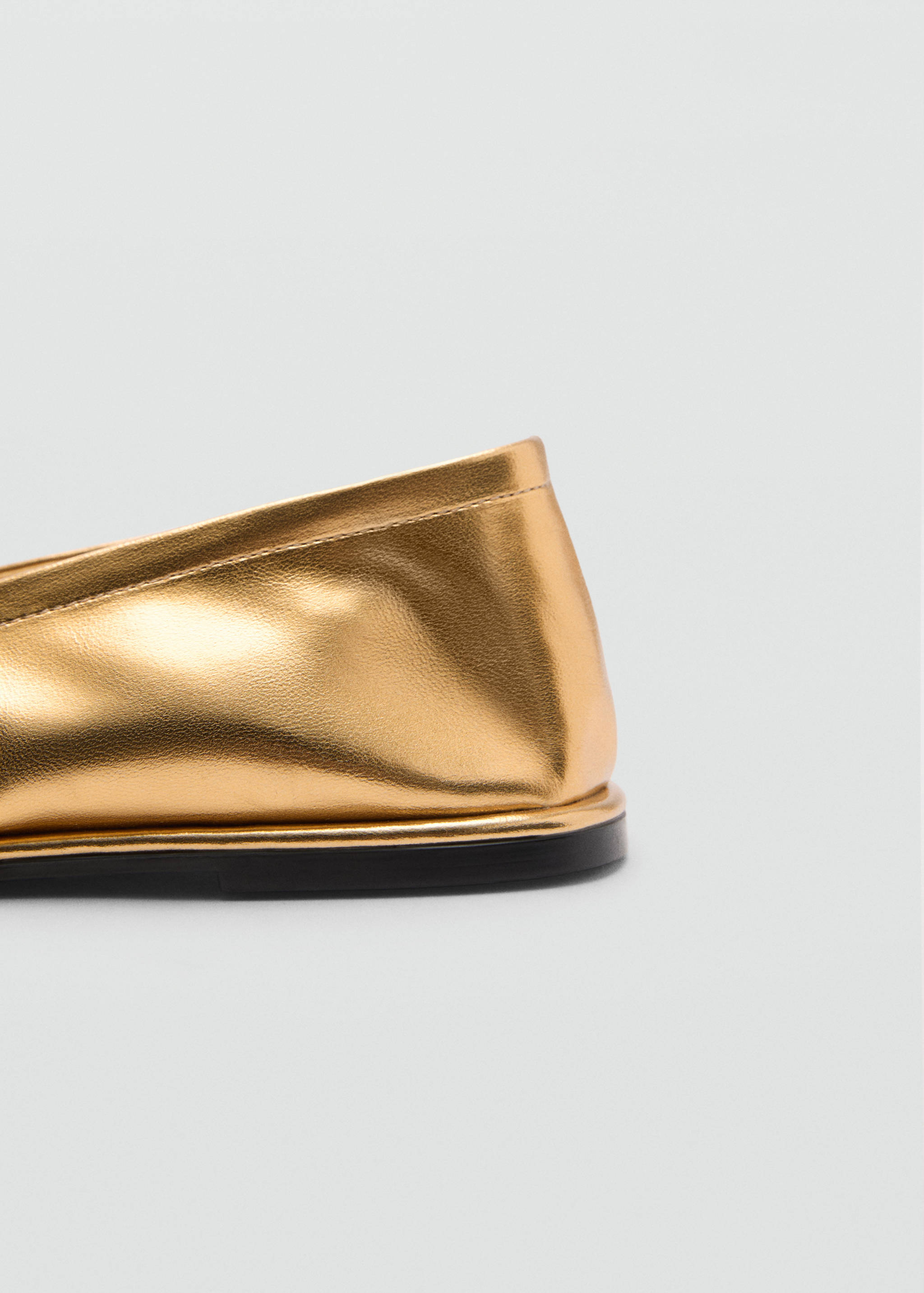 Round-toe ballet flats with buckle - Details of the article 1