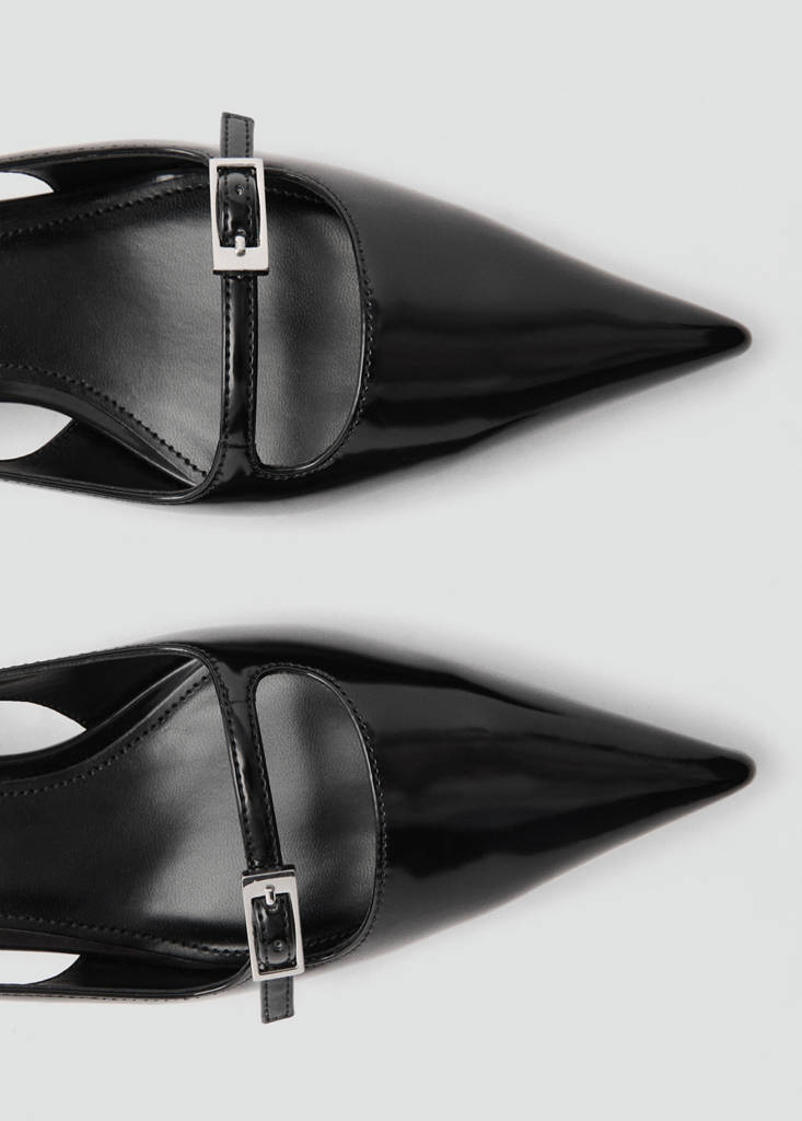 Slingback heeled shoes with buckle — Black