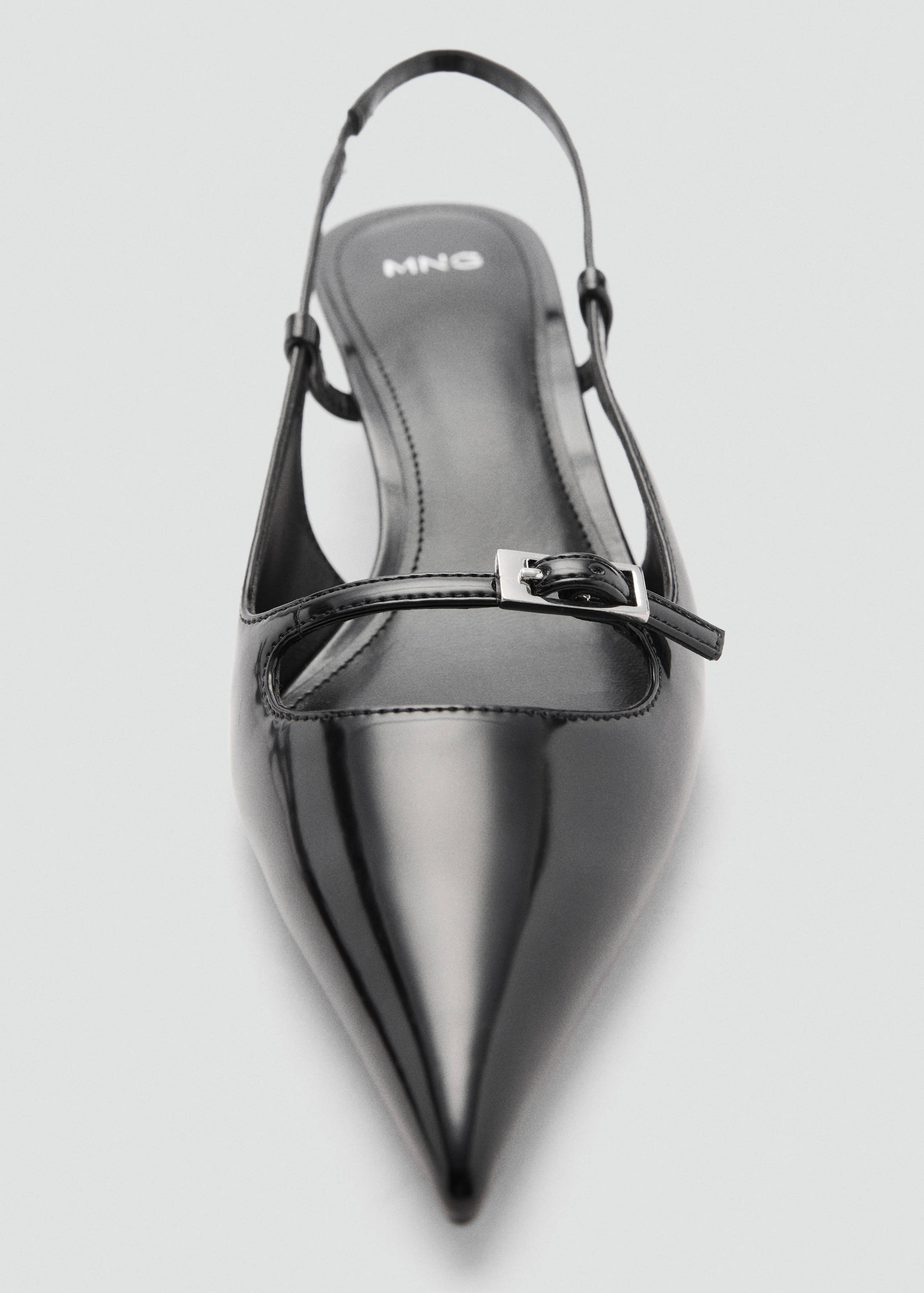 Slingback heeled shoes with buckle - Details of the article 3