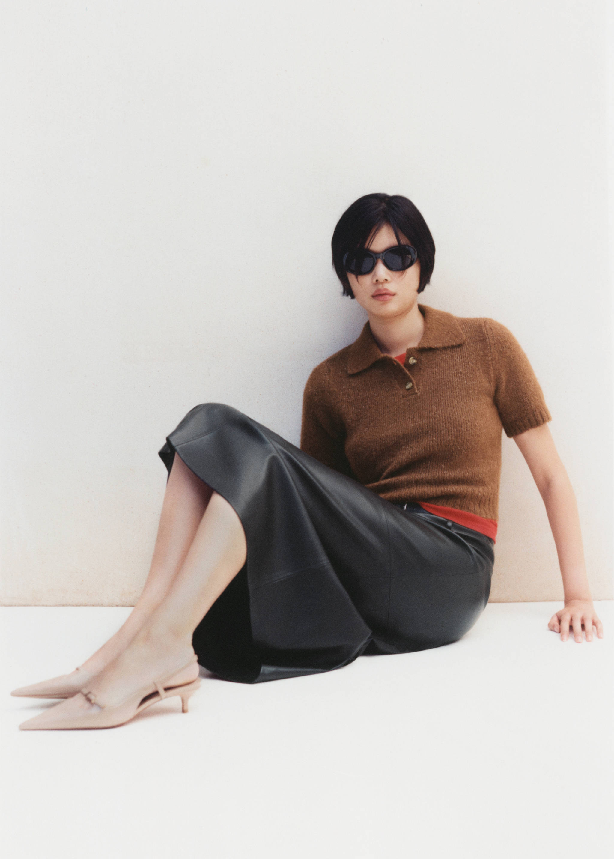 Slingback heeled shoes with buckle - General plane