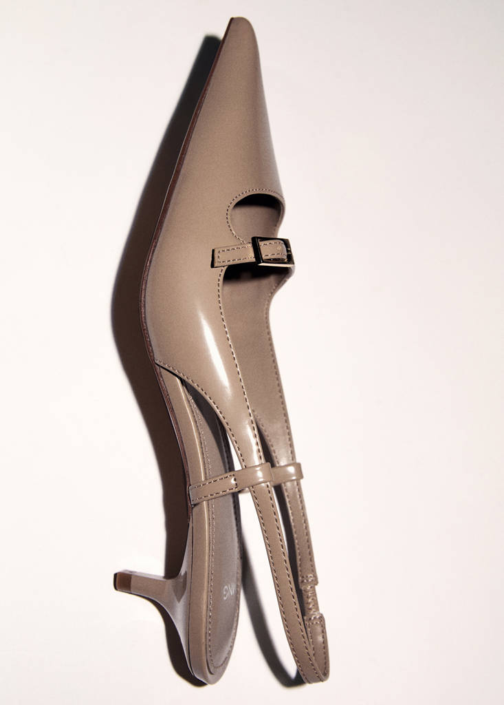 Slingback heeled shoes with buckle — Light/Pastel Brown