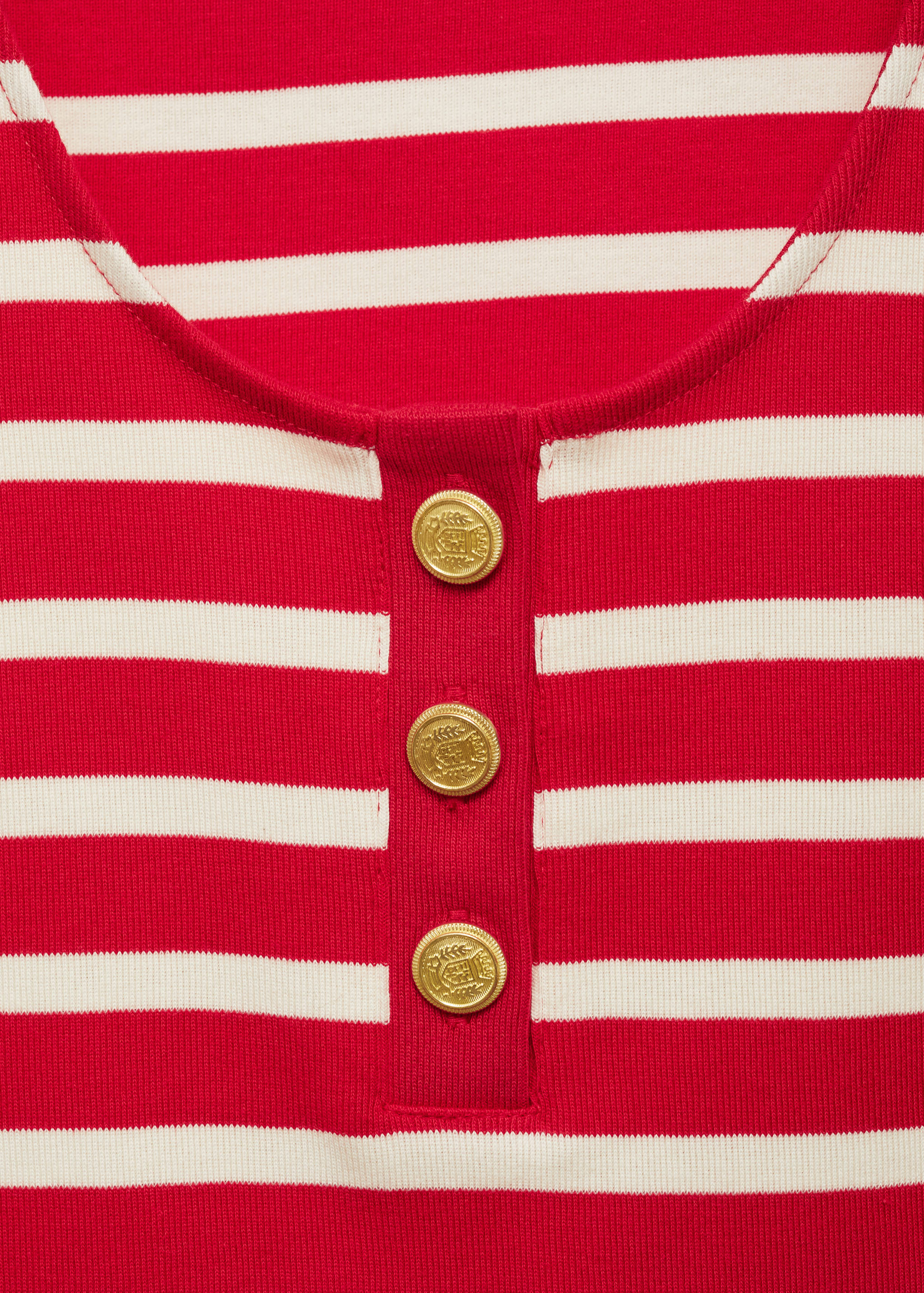 Top with straps and buttons - Details of the article 8
