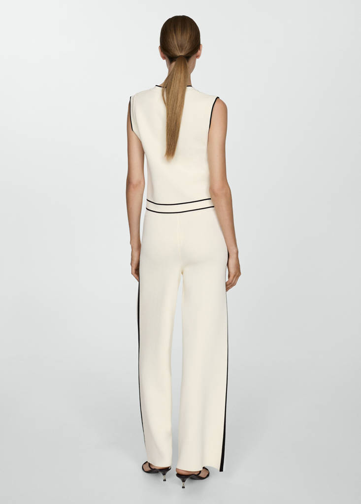 Knitted waistcoat with contrast piping — Ecru