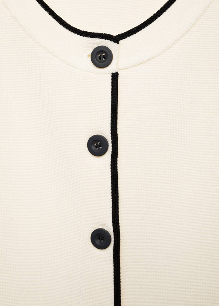 Knitted waistcoat with contrast piping — Ecru
