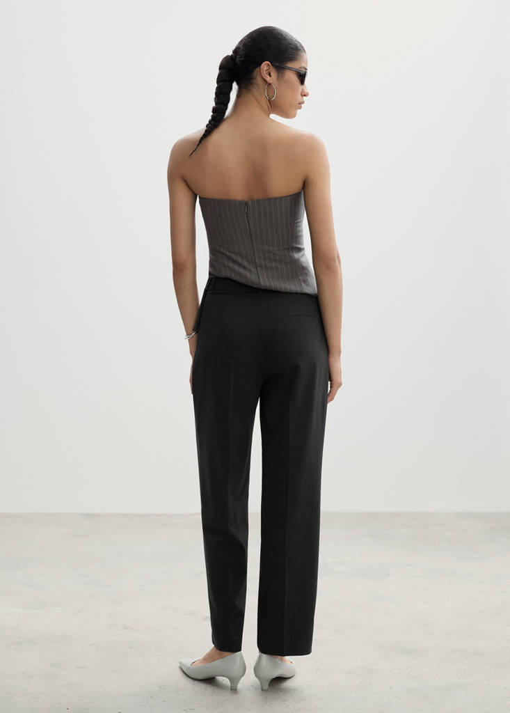 Straight-fit pleated trousers — Grey