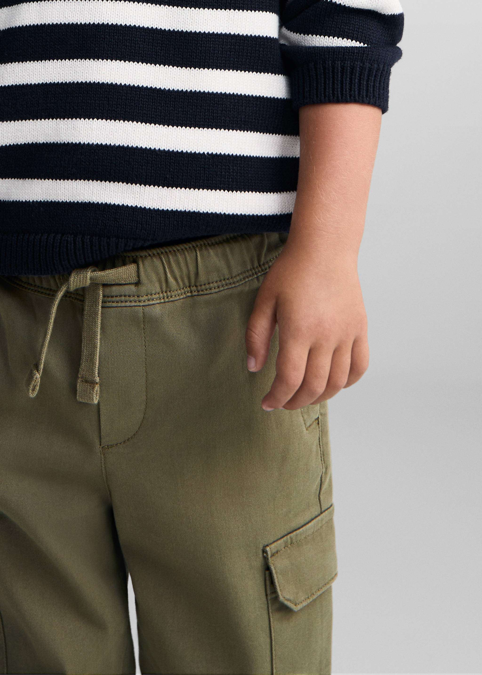 Cargo jogger trousers - Details of the article 6