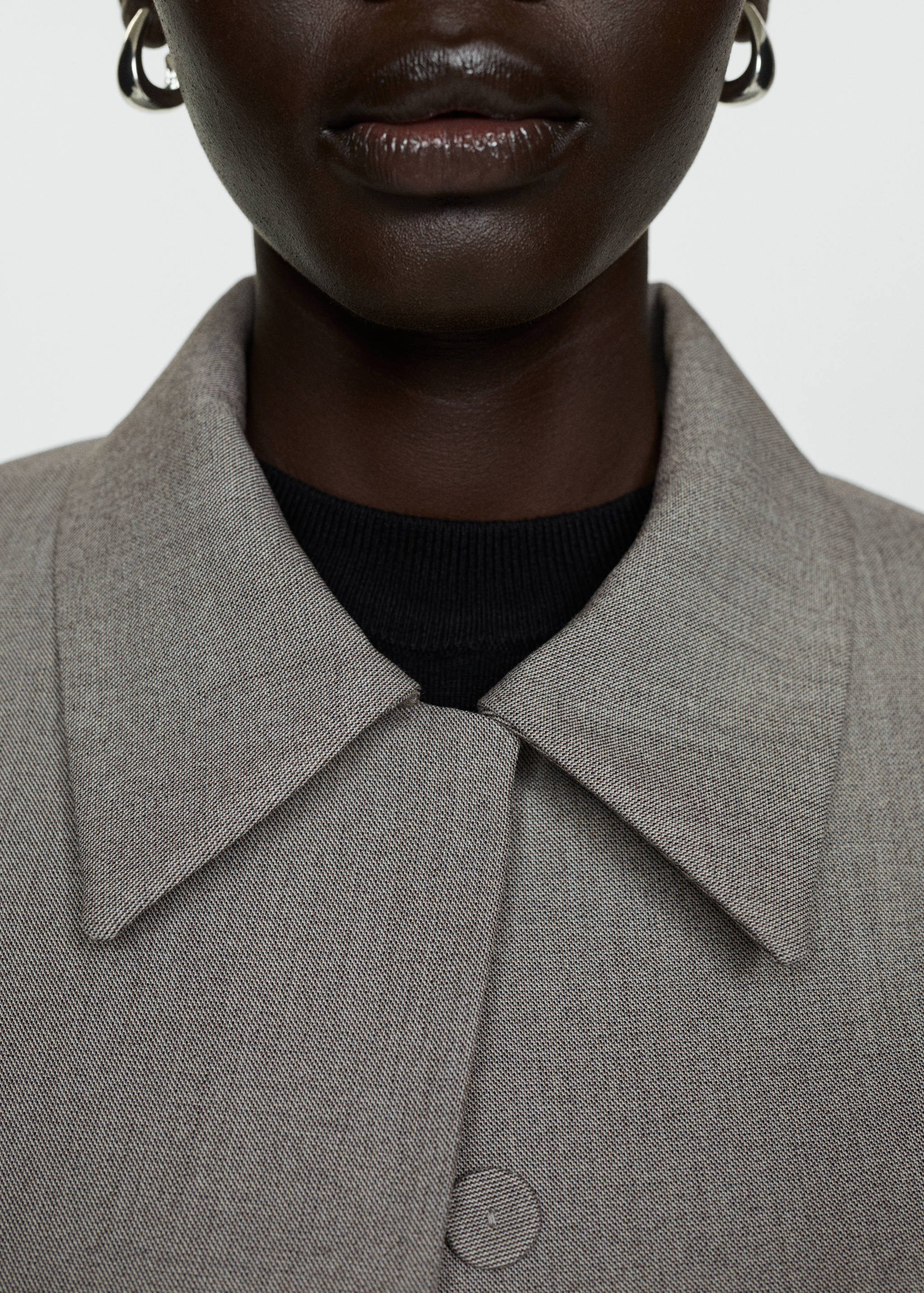 Cropped jacket with pockets - Details of the article 6
