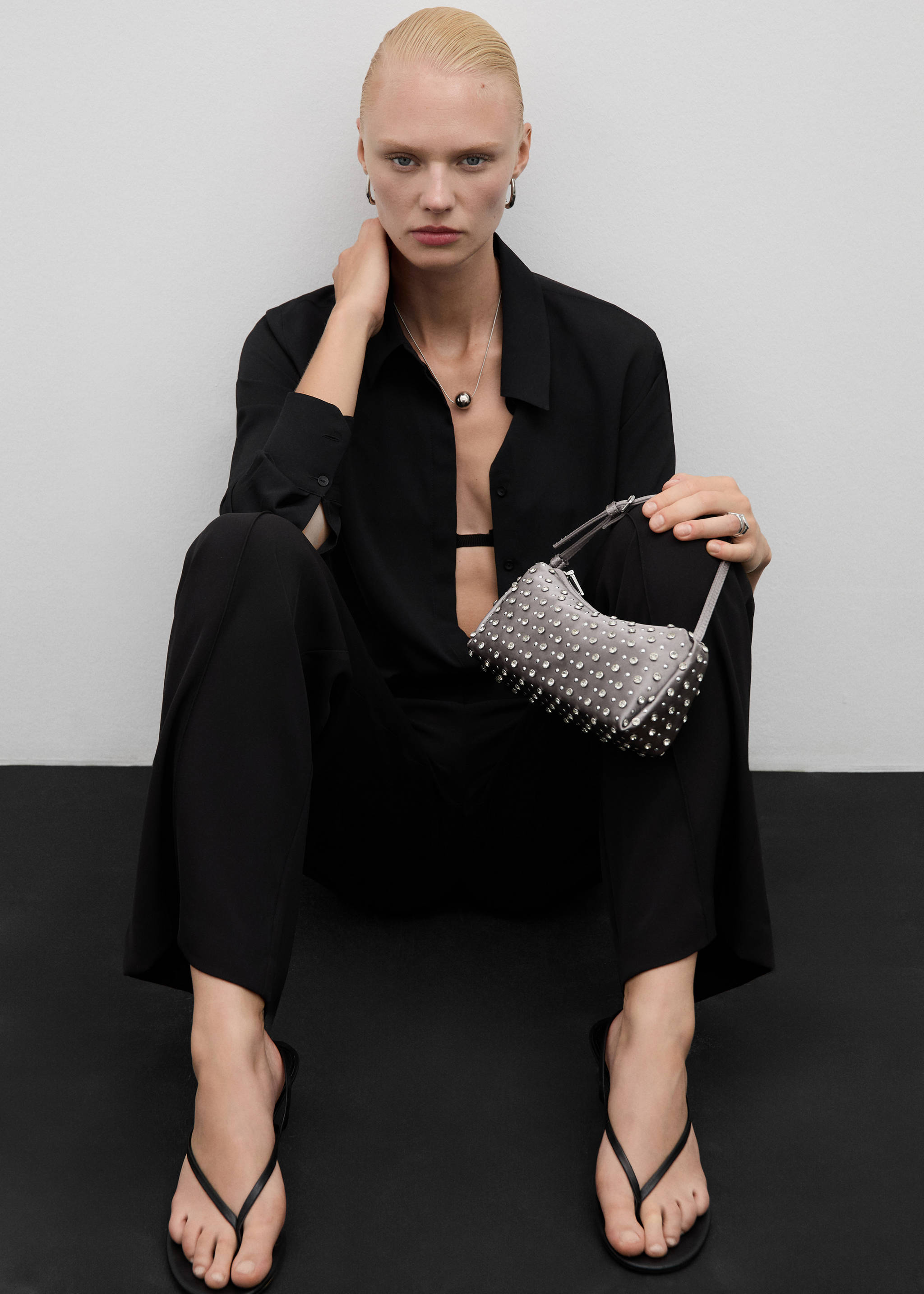 Straight-fit pleated trousers - Details of the article 2