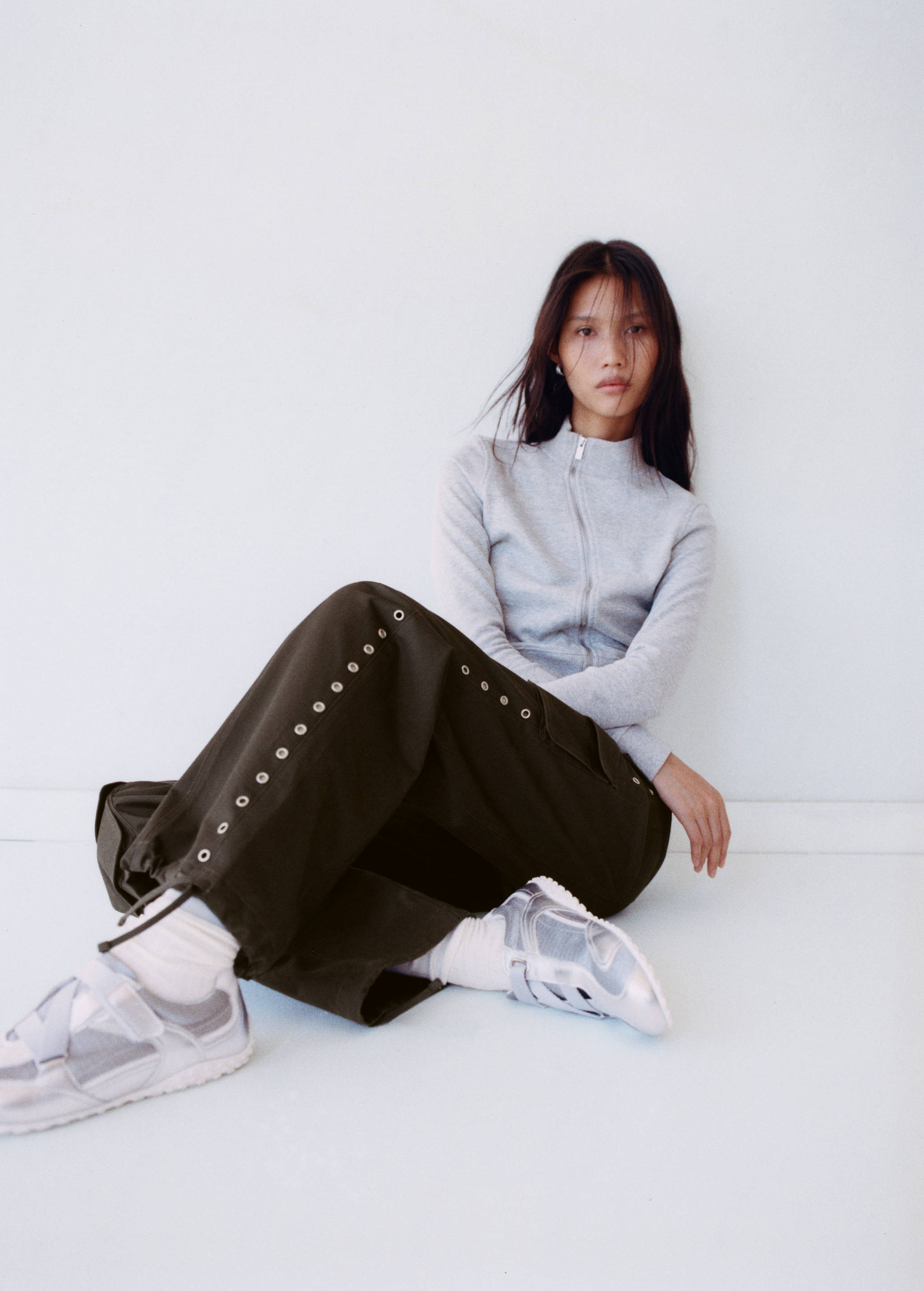 Canvas leather trainers - General plane